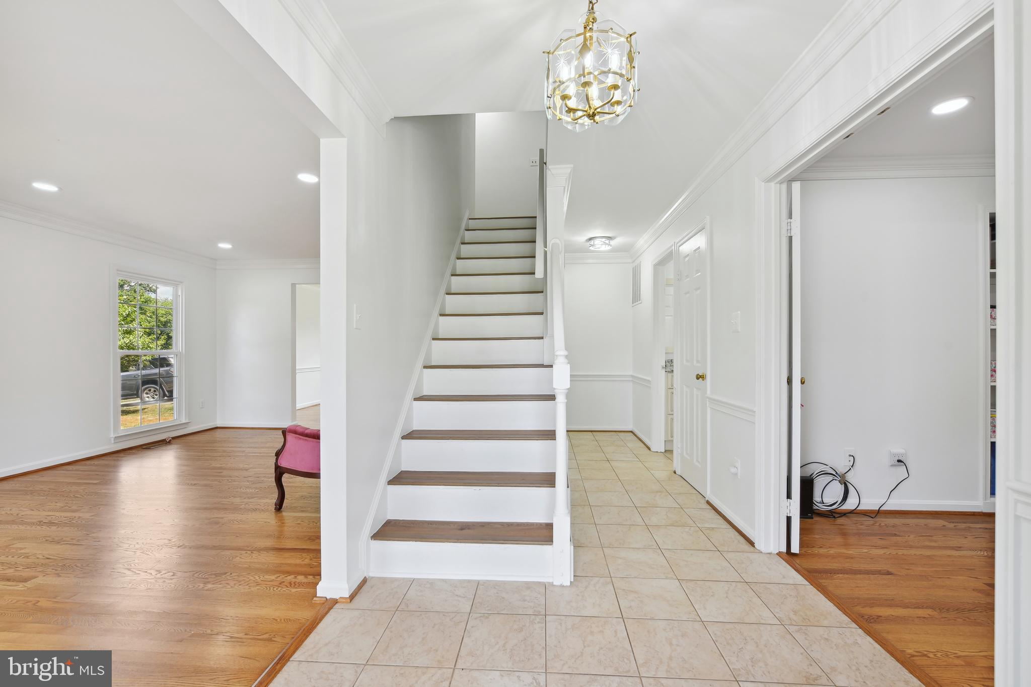 COUNTRYSIDE - Residential