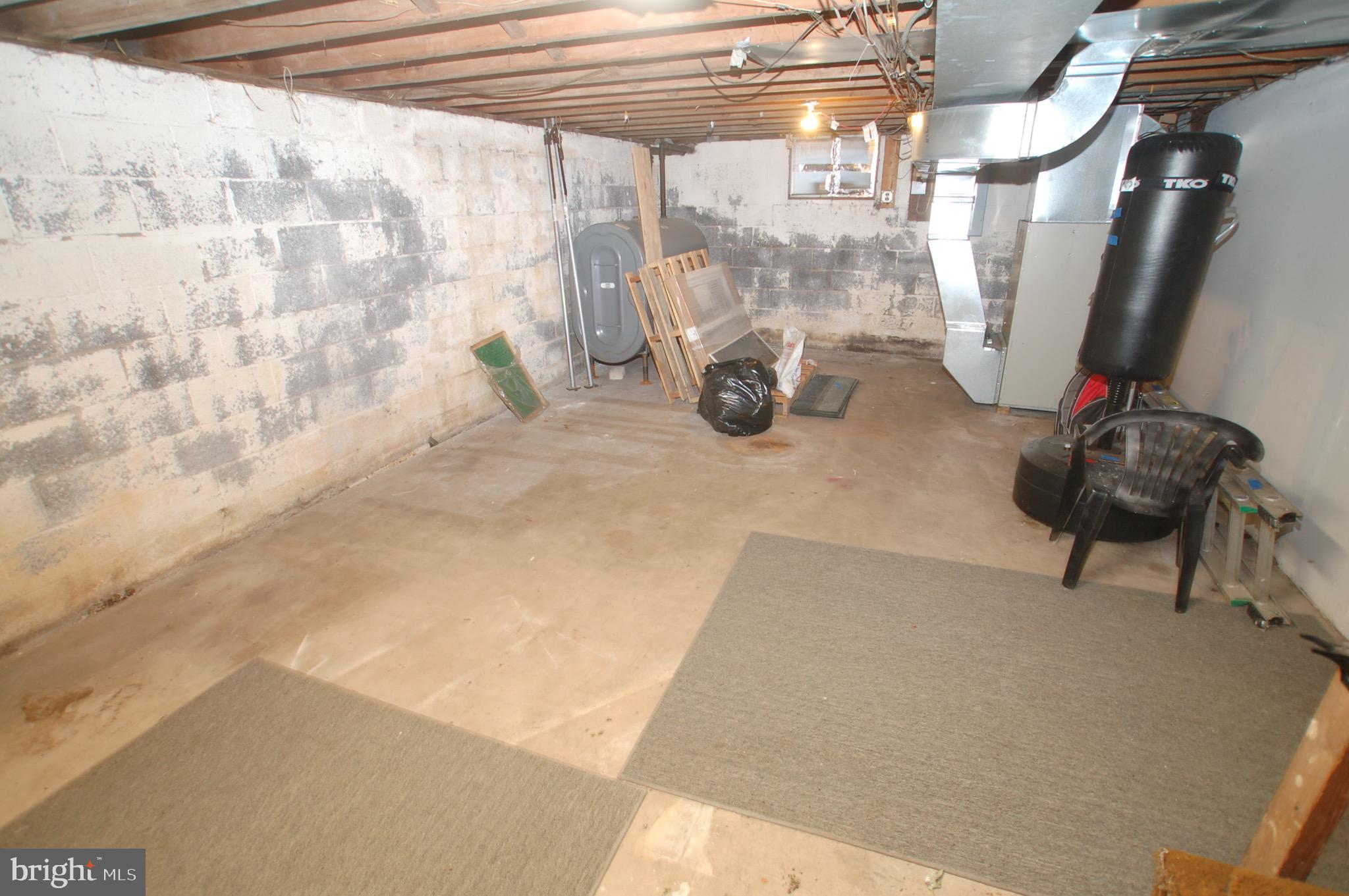 SPEEDWAY - Residential Income