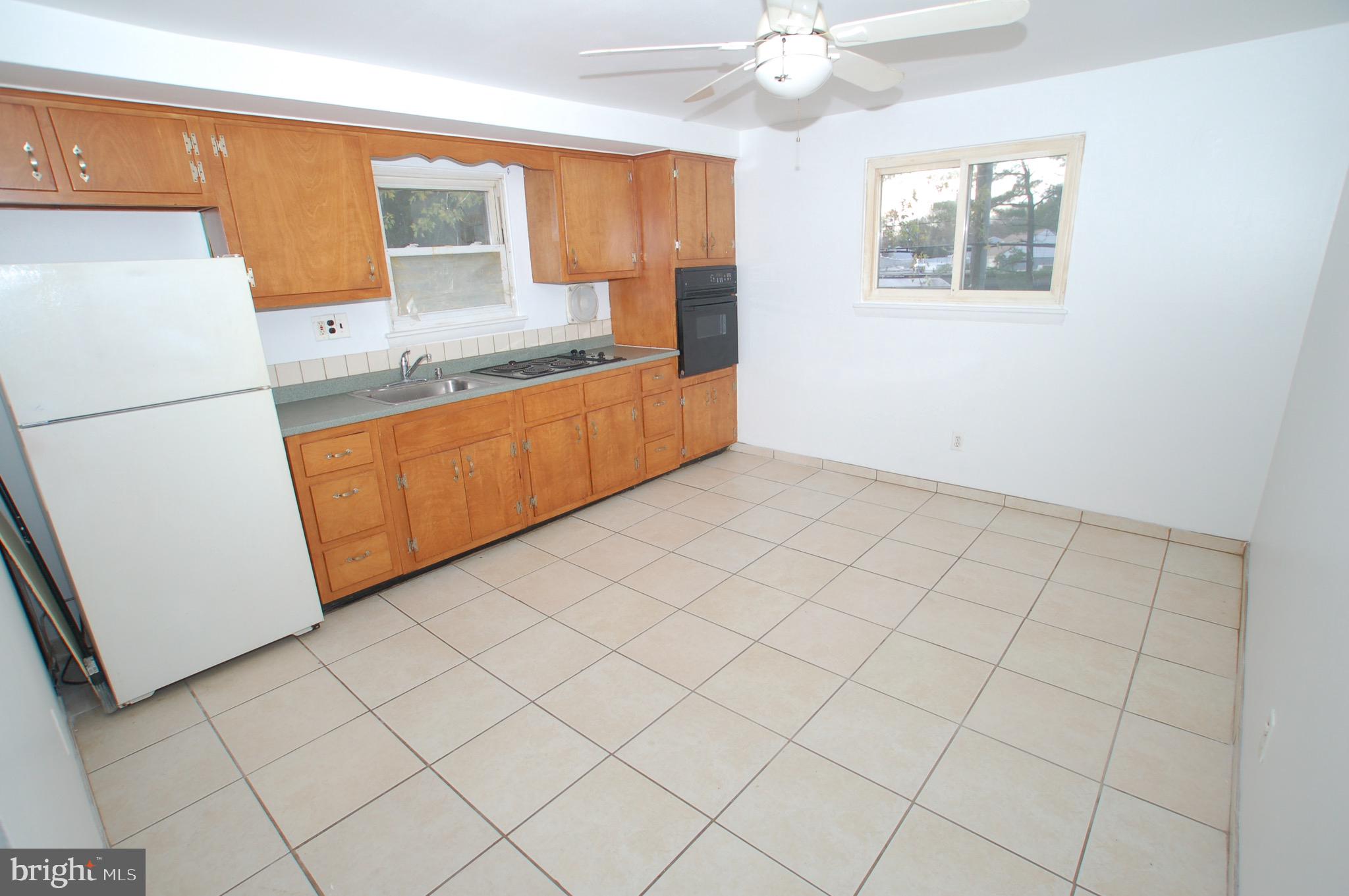 SPEEDWAY - Residential Income