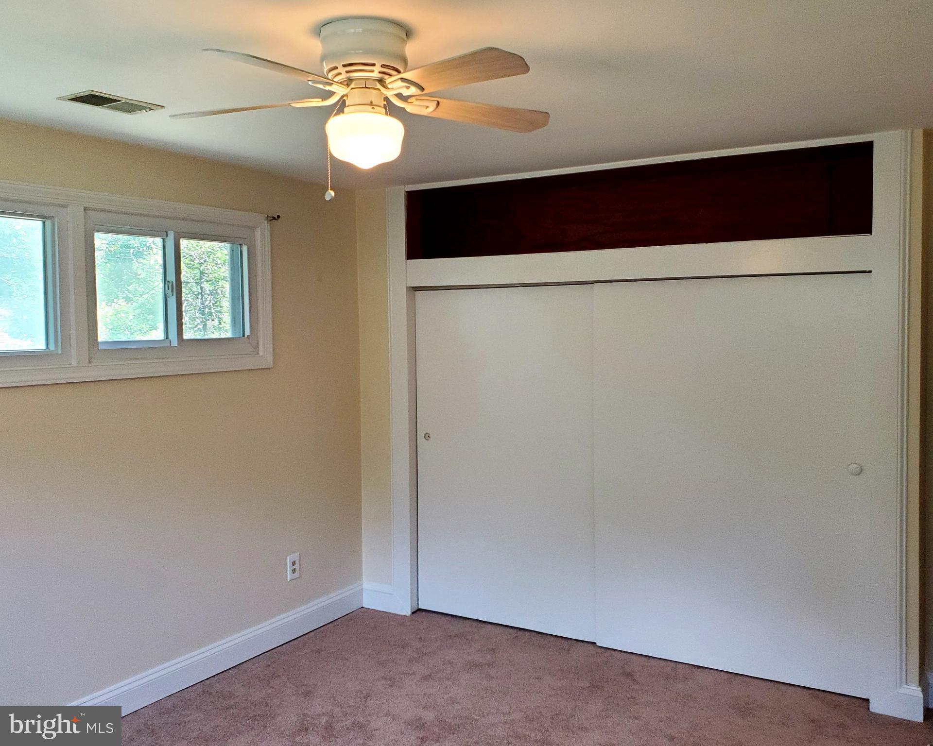 BROAD CREEK - Residential Lease