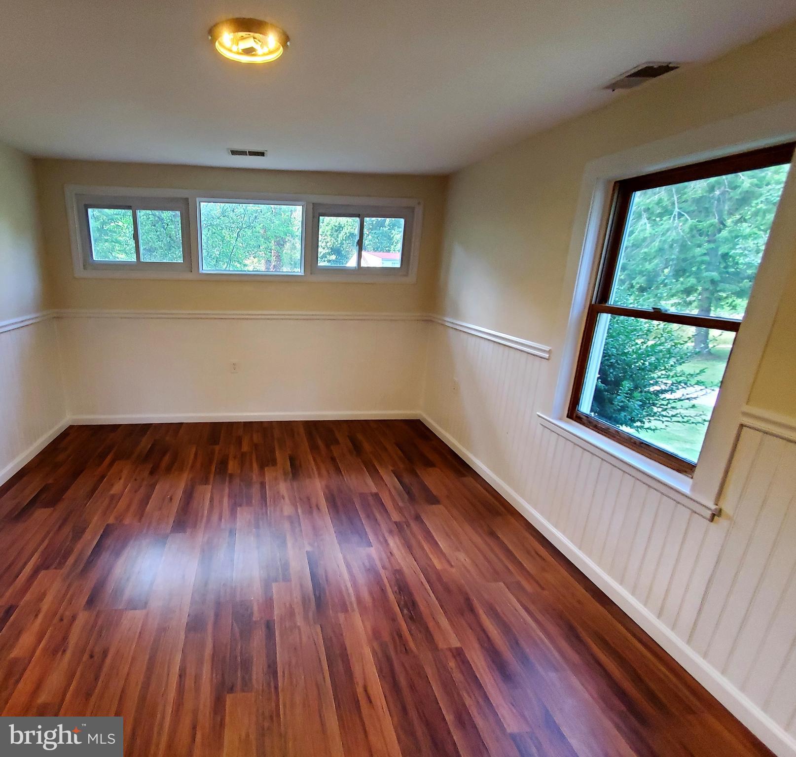 BROAD CREEK - Residential Lease