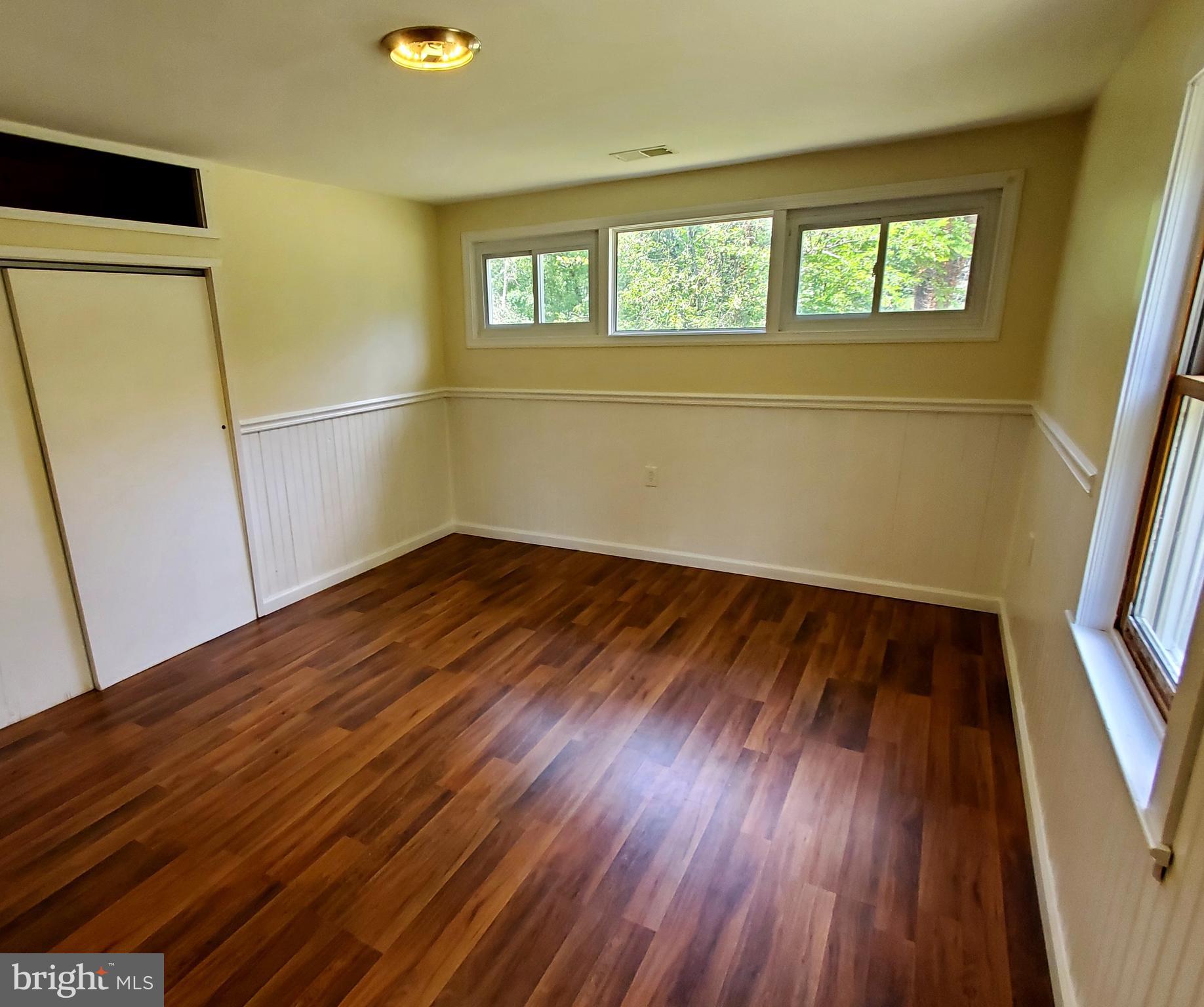 BROAD CREEK - Residential Lease