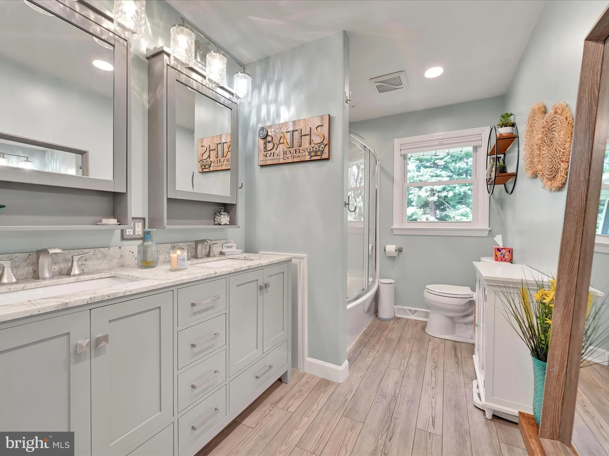 East Petersburg, Pennsylvania 17520, United States, 4 Bedrooms Bedrooms, ,3 BathroomsBathrooms,Residential,Coming Soon,191603