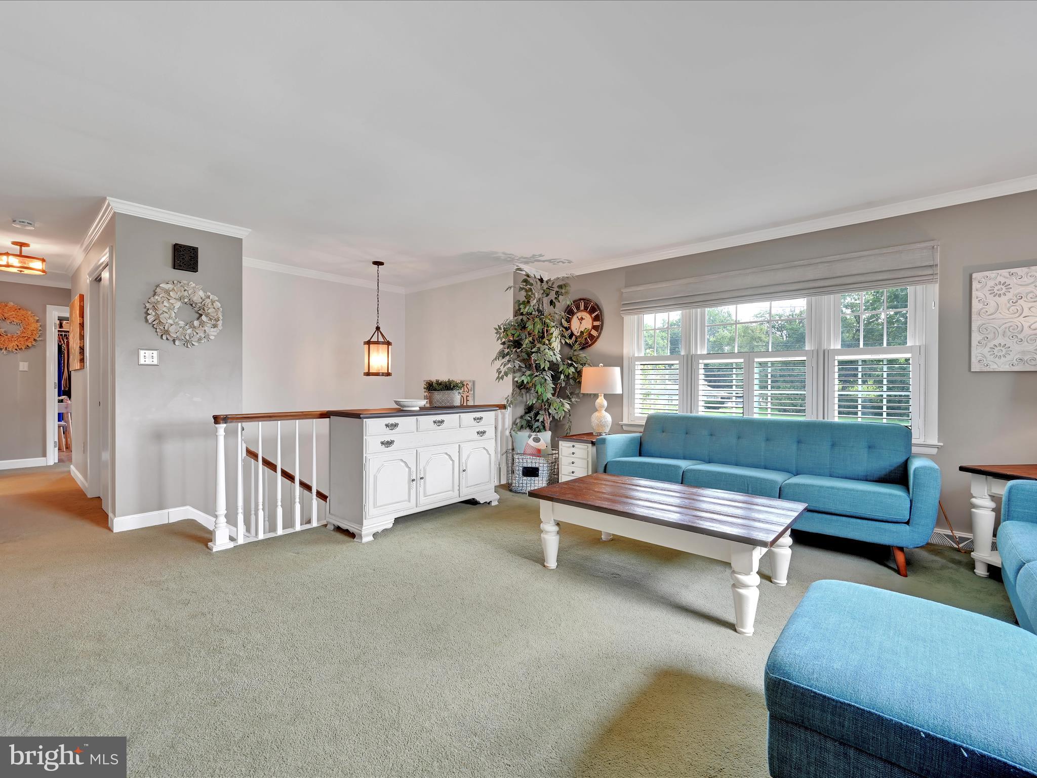 5042 MARTIN DRIVE