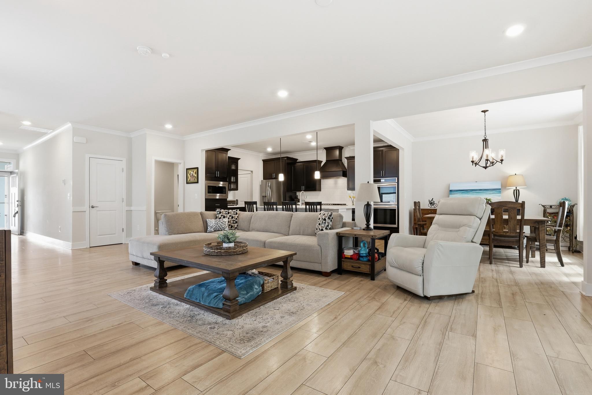 VILLAS AT WALDEN - Residential