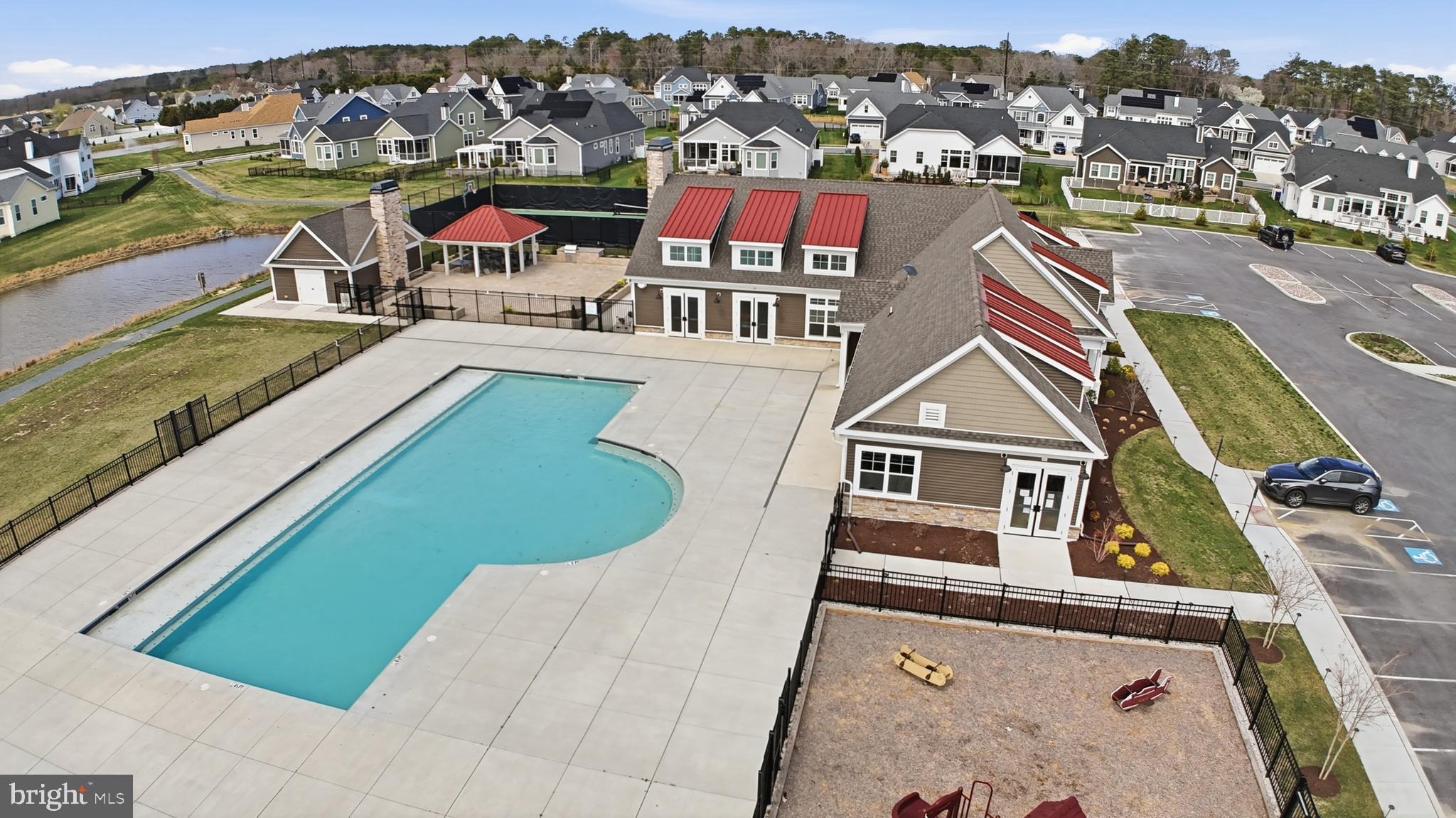 VILLAS AT WALDEN - Residential