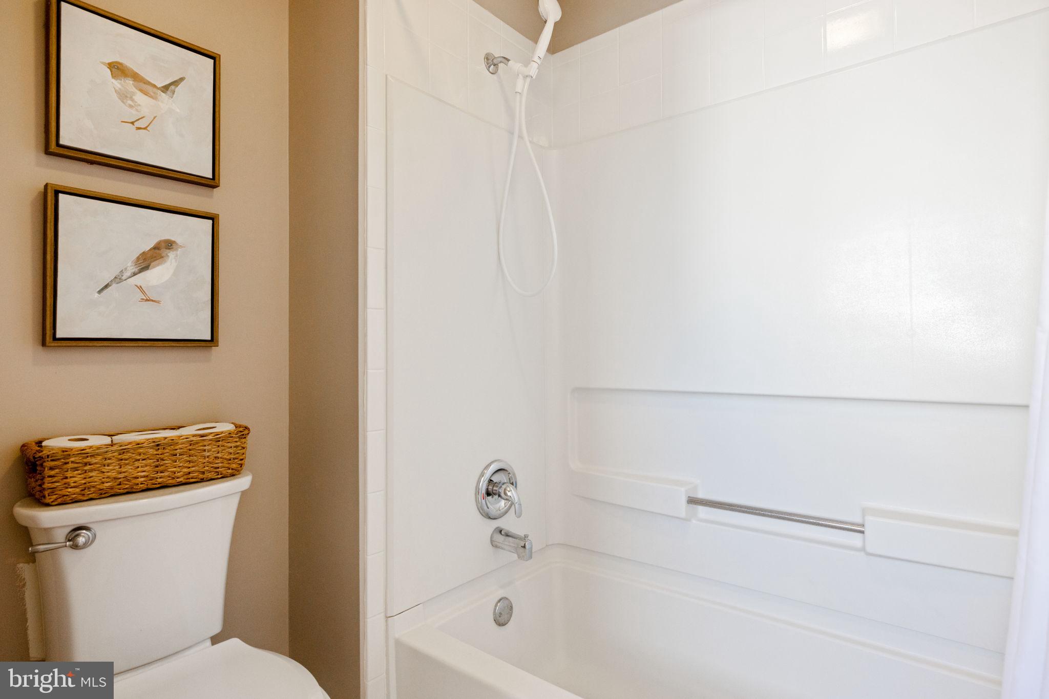 ALBIN VILLAGE - Residential