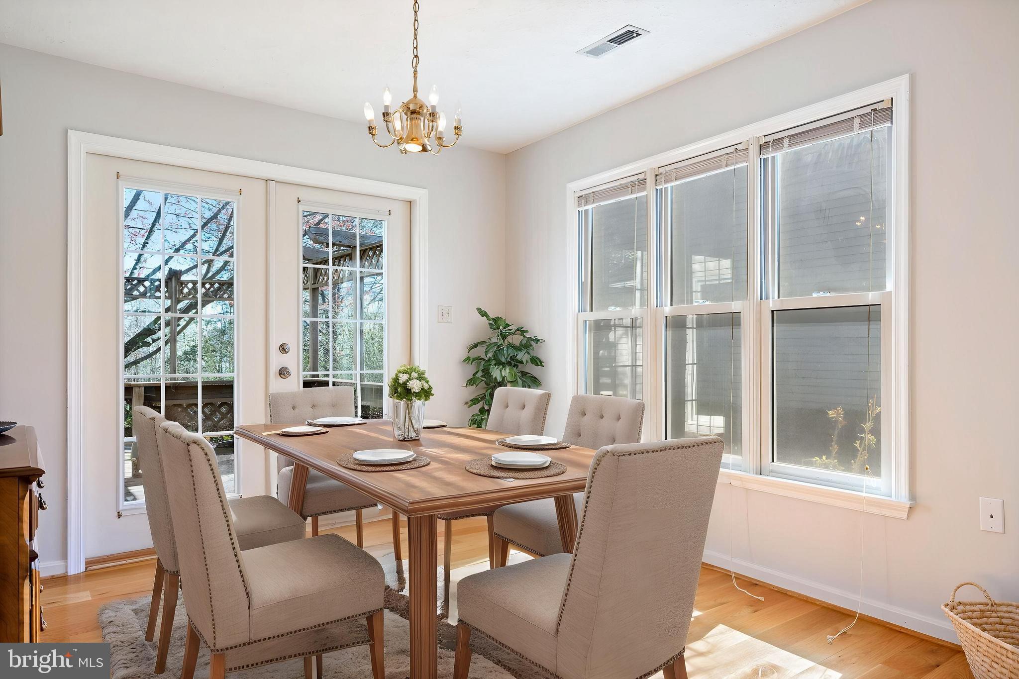 ALBIN VILLAGE - Residential