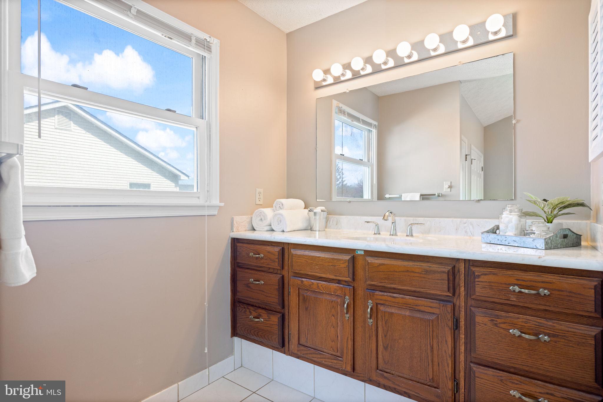 ALBIN VILLAGE - Residential