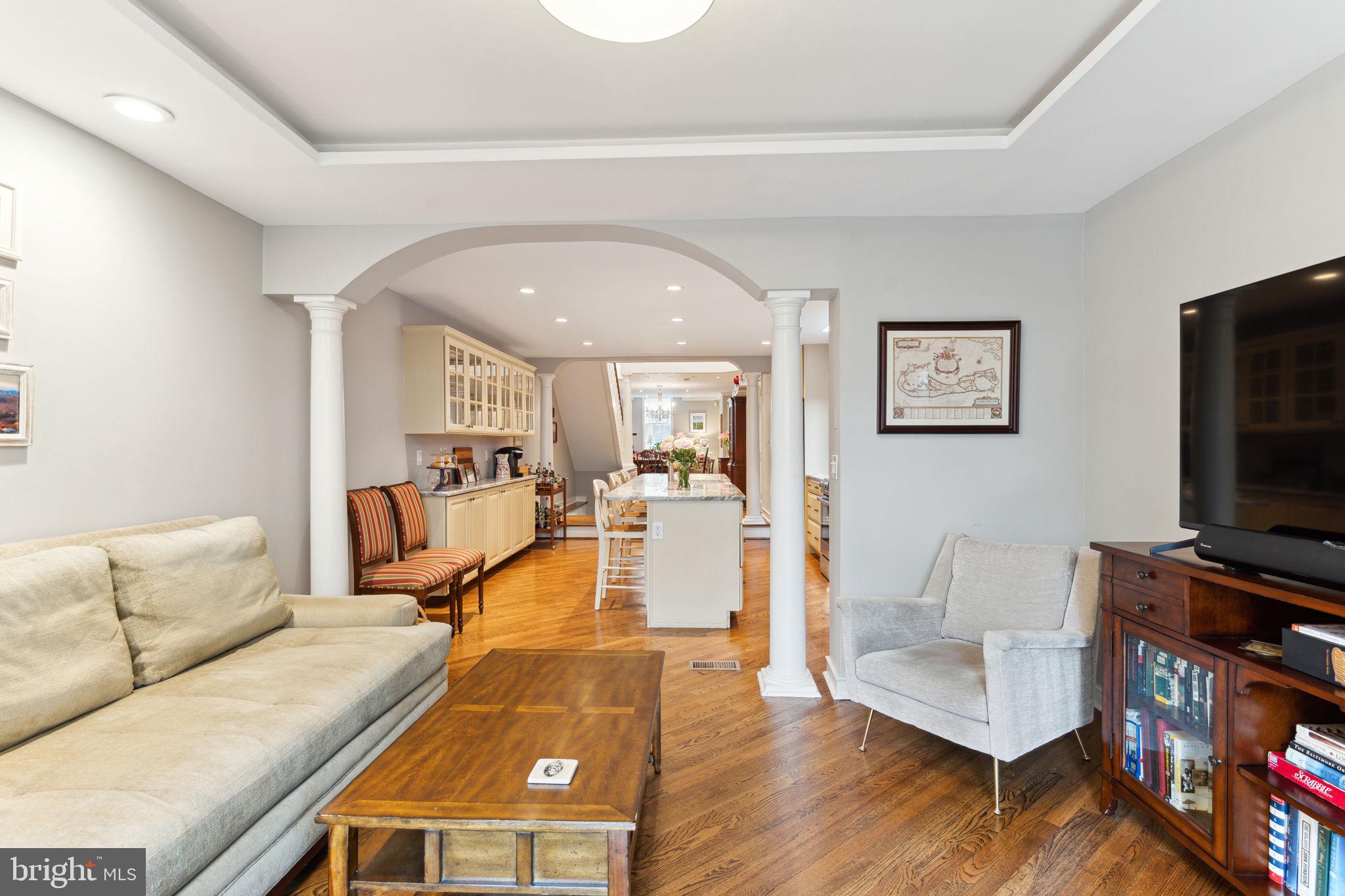 SOCIETY HILL - Residential