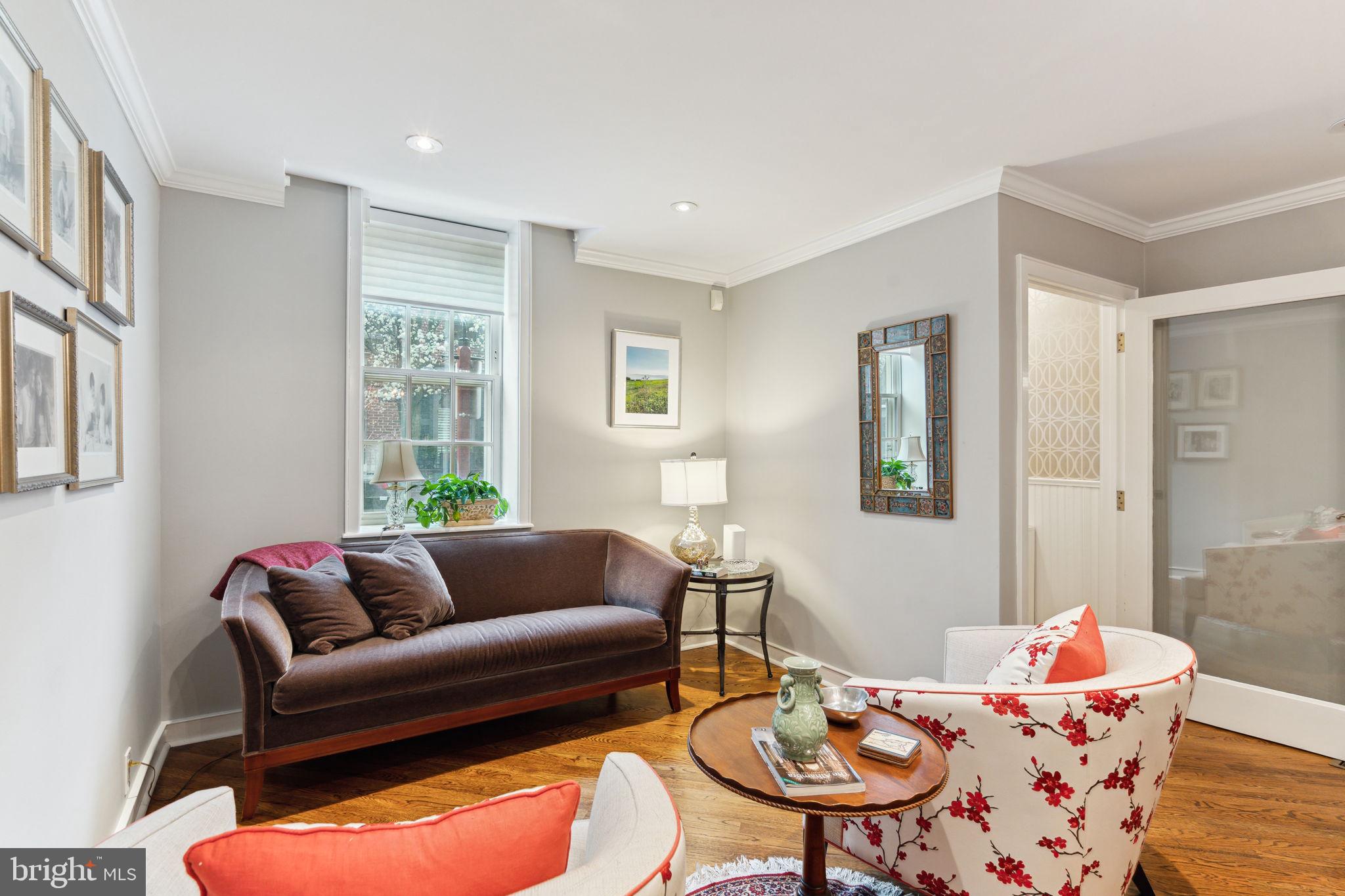 SOCIETY HILL - Residential