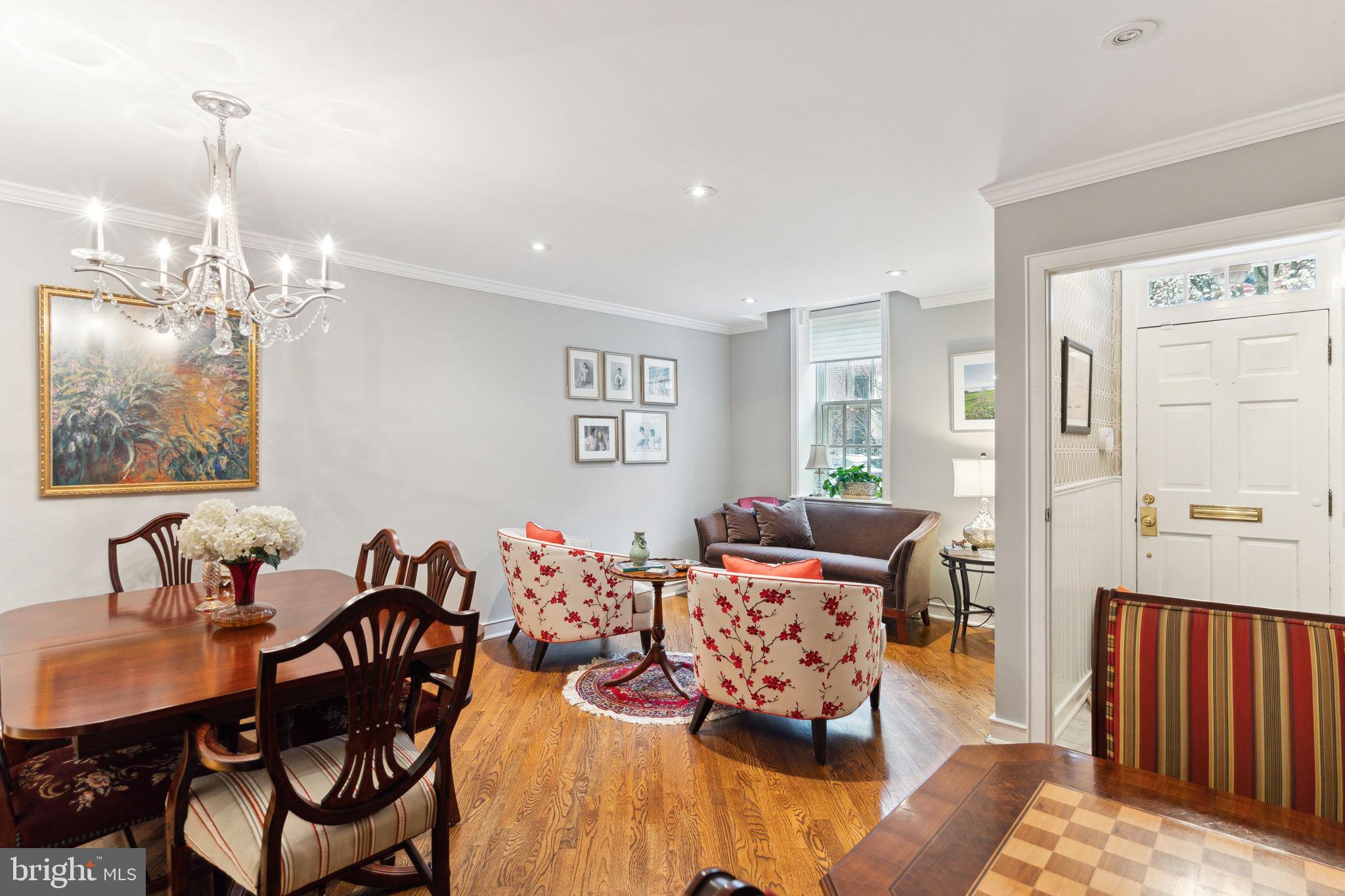 SOCIETY HILL - Residential