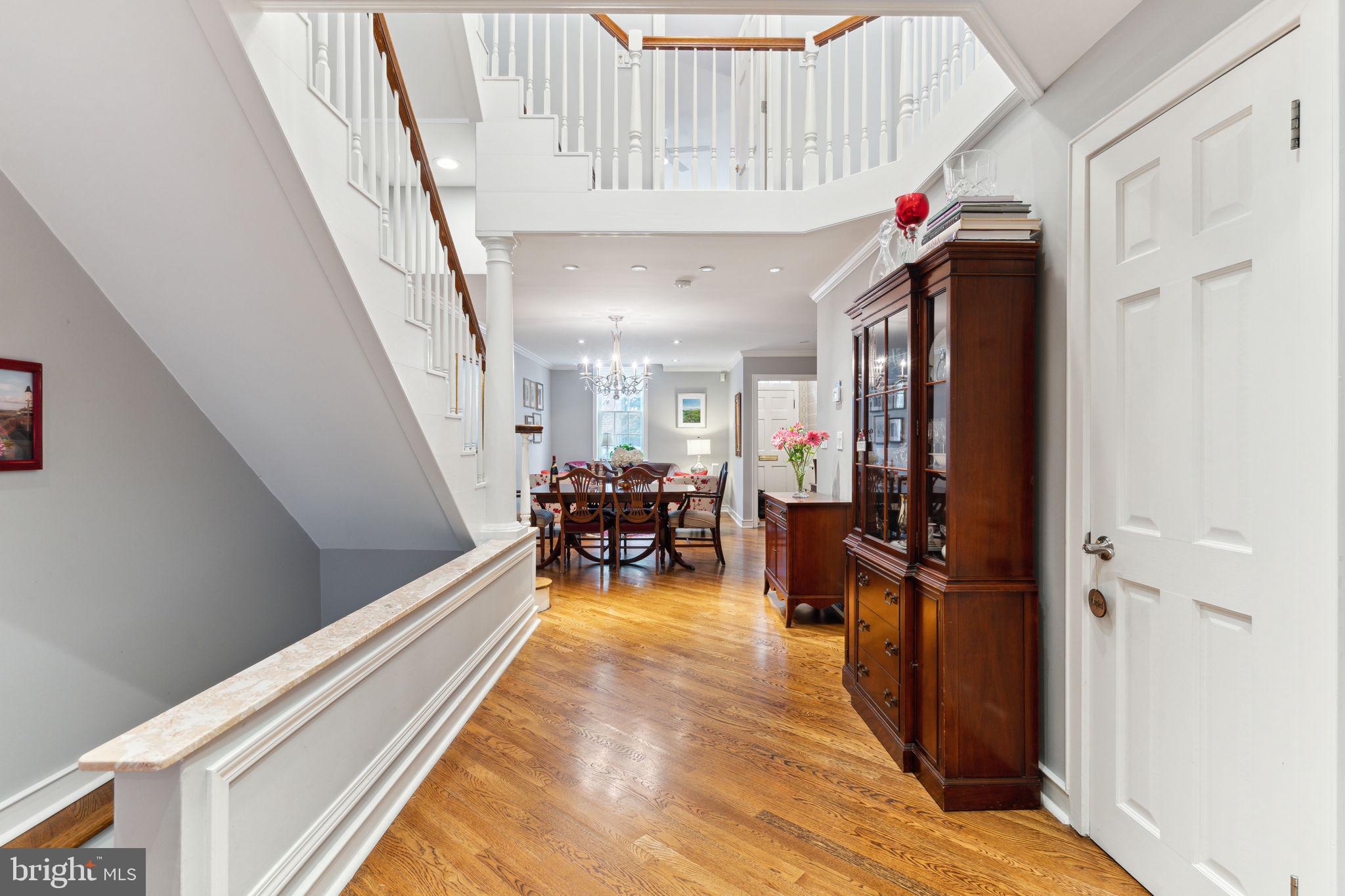 SOCIETY HILL - Residential