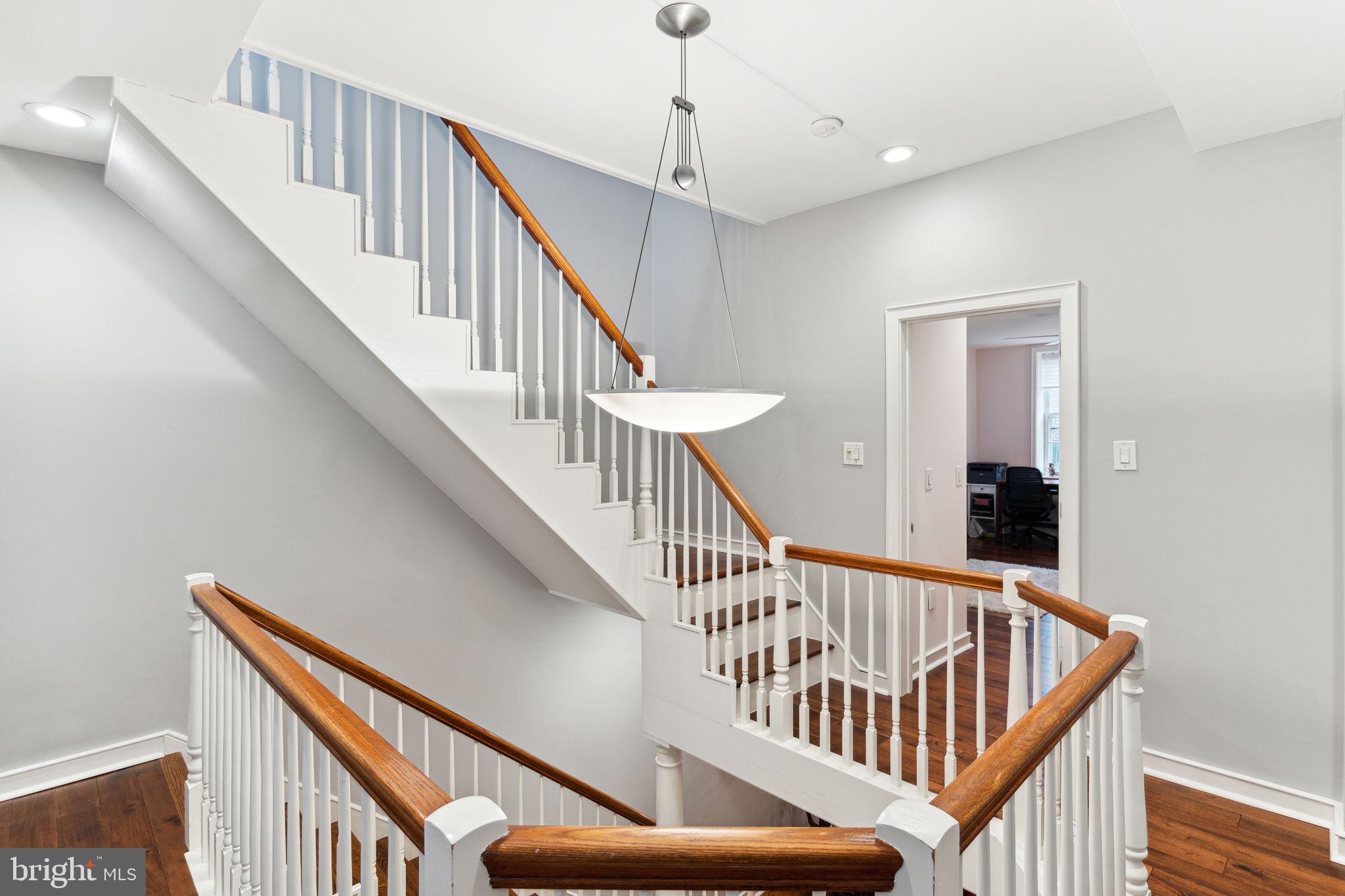 SOCIETY HILL - Residential