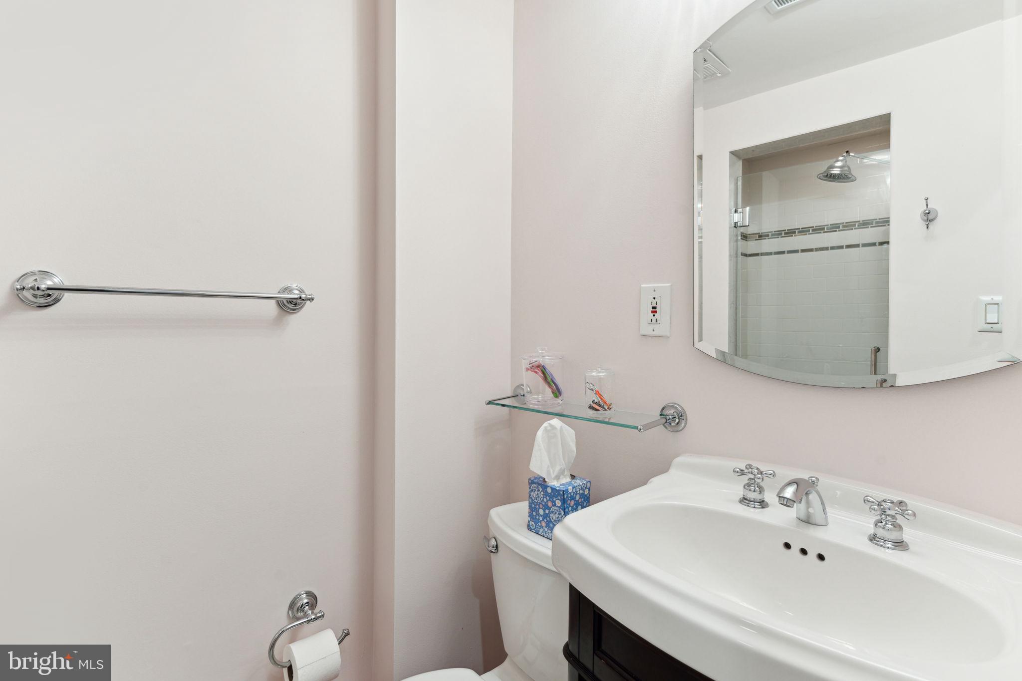 SOCIETY HILL - Residential