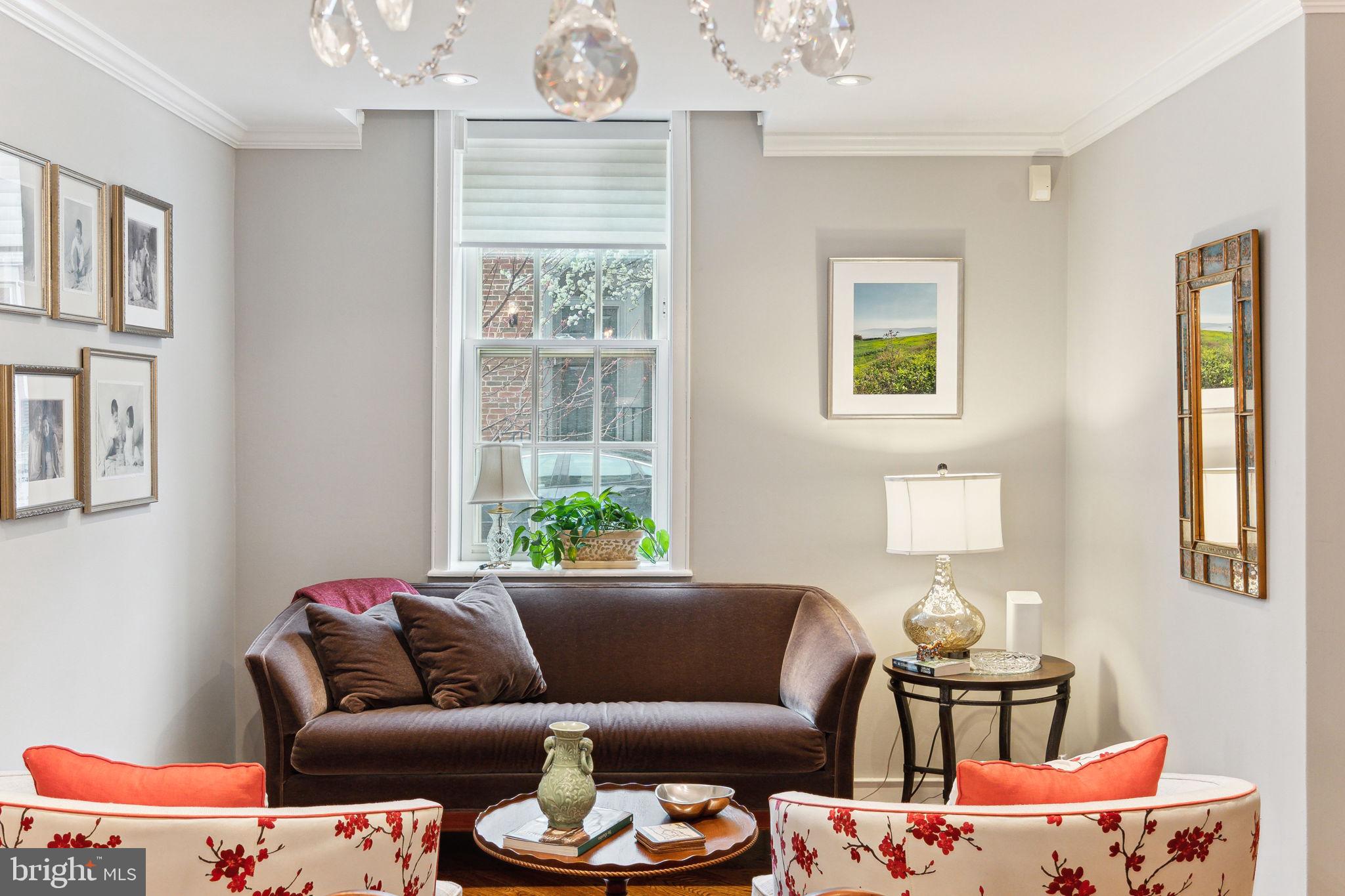 SOCIETY HILL - Residential