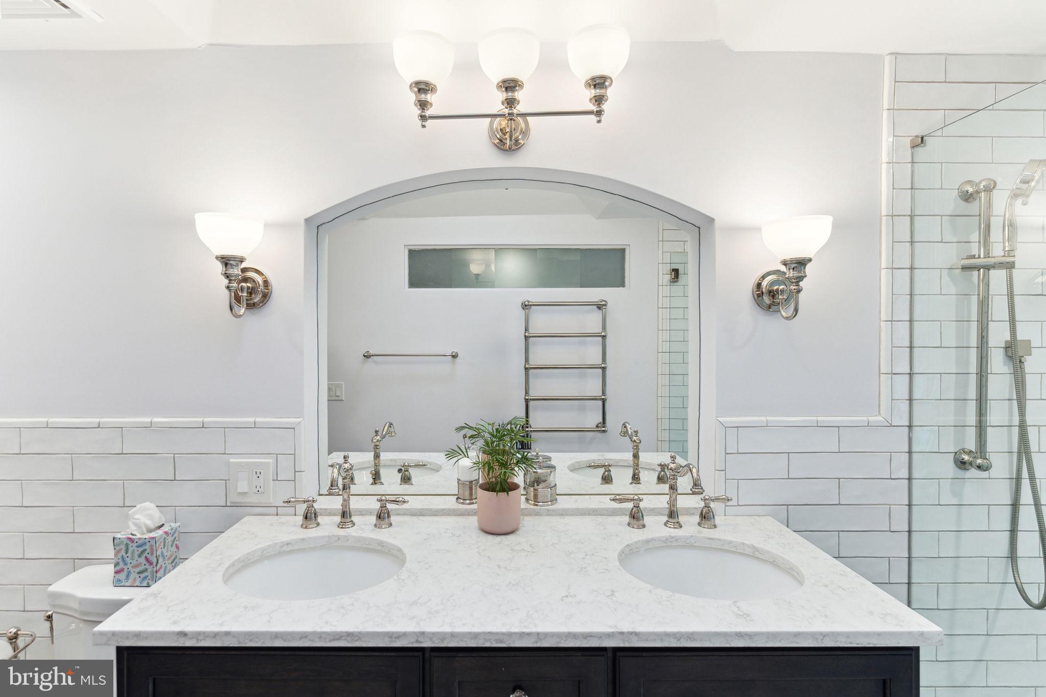 SOCIETY HILL - Residential