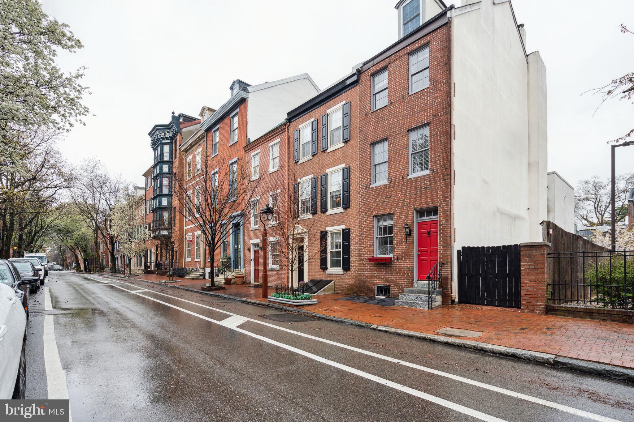 SOCIETY HILL - Residential