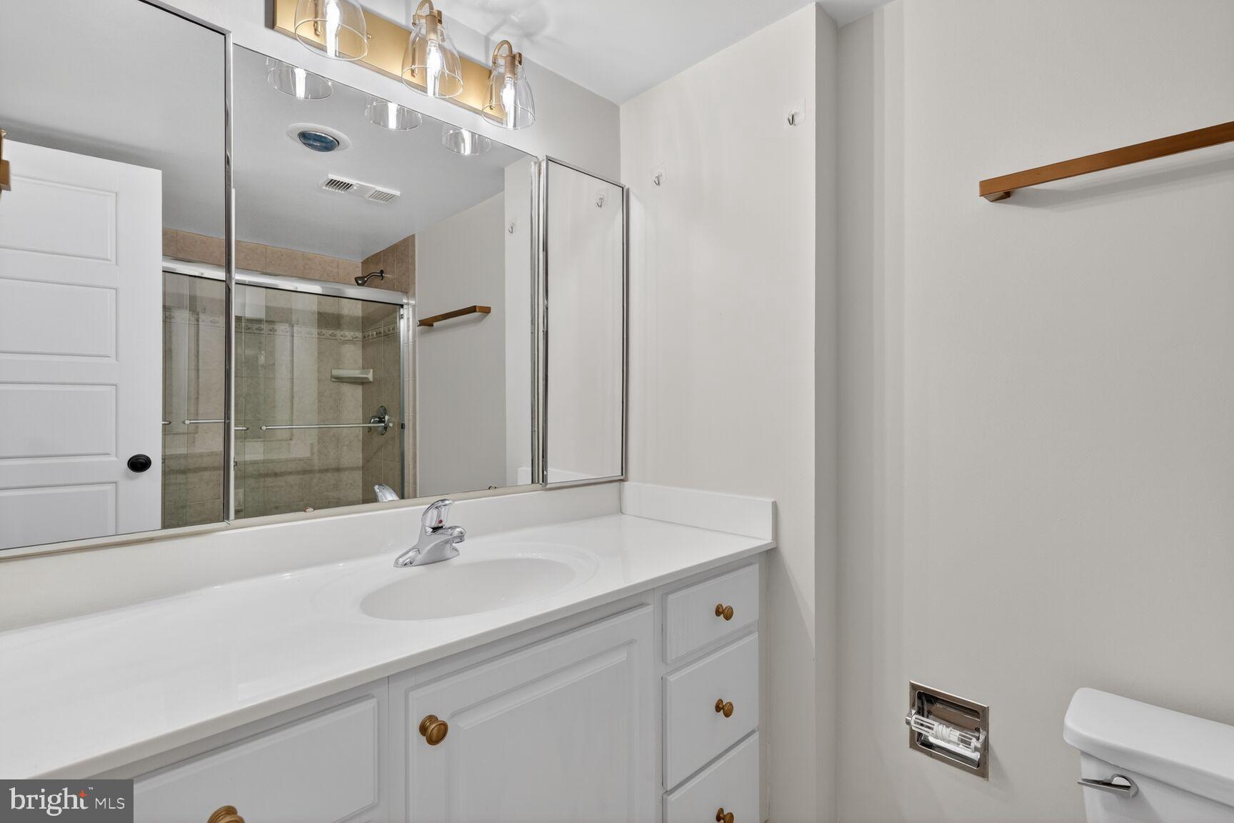 WATERGATE AT LANDMARK - Residential Lease