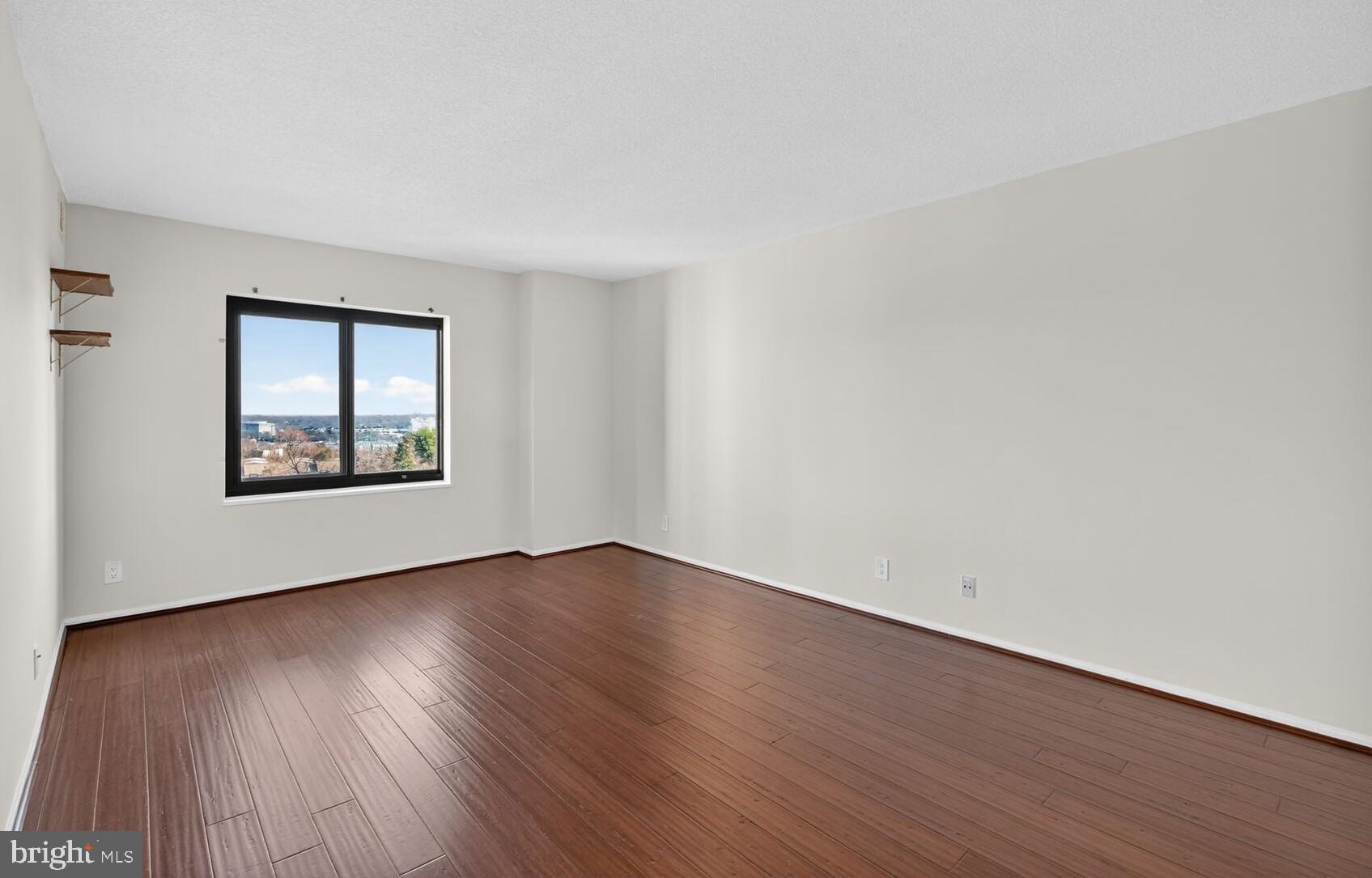 WATERGATE AT LANDMARK - Residential Lease