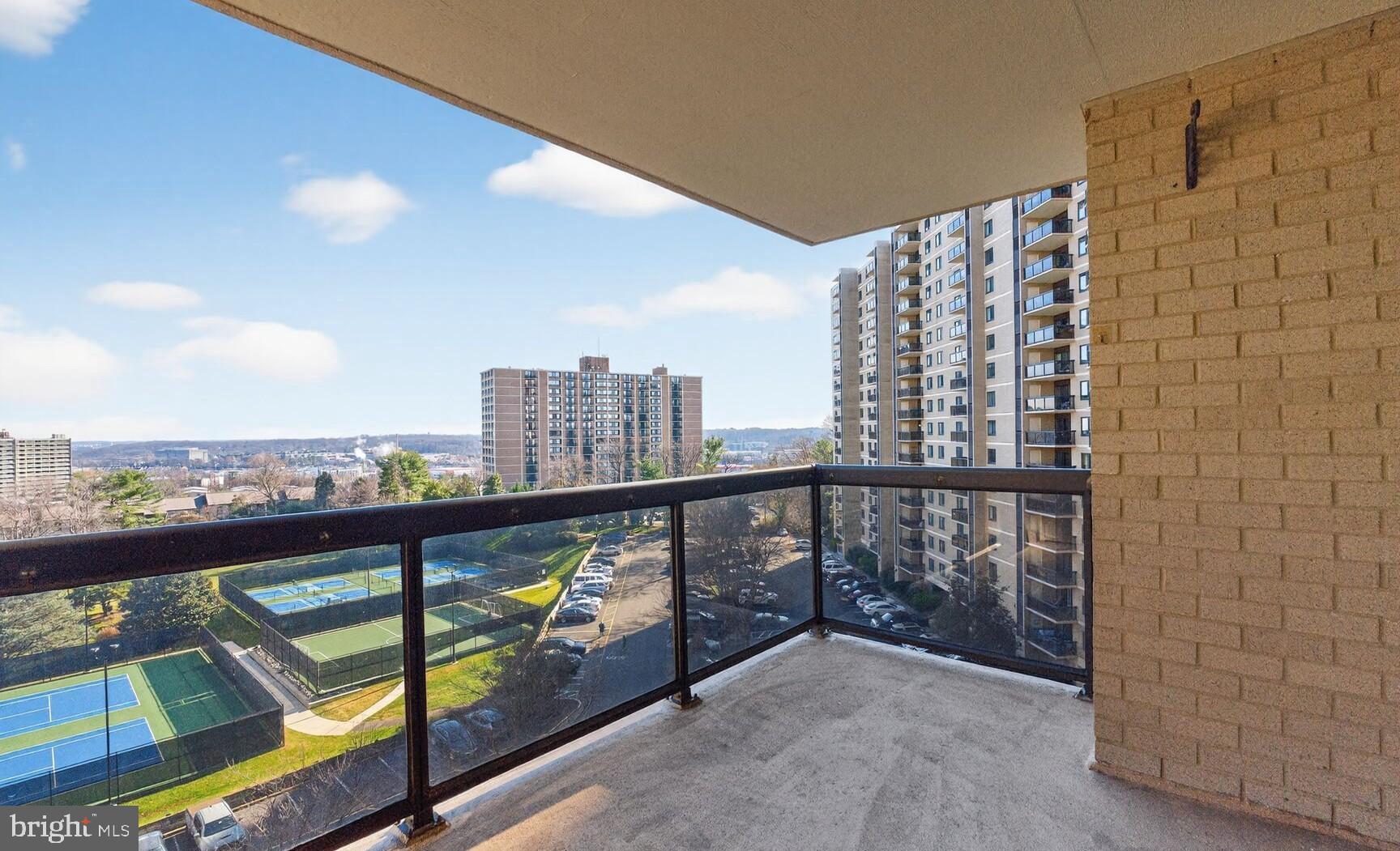 WATERGATE AT LANDMARK - Residential Lease