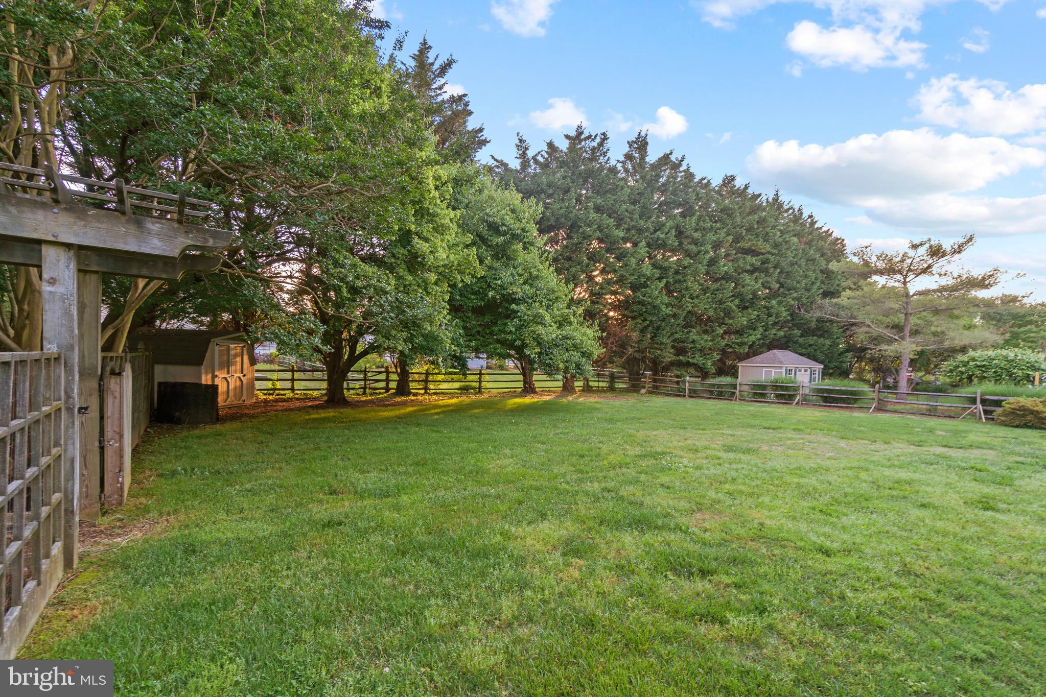 PLEASANT PLAINS - Residential