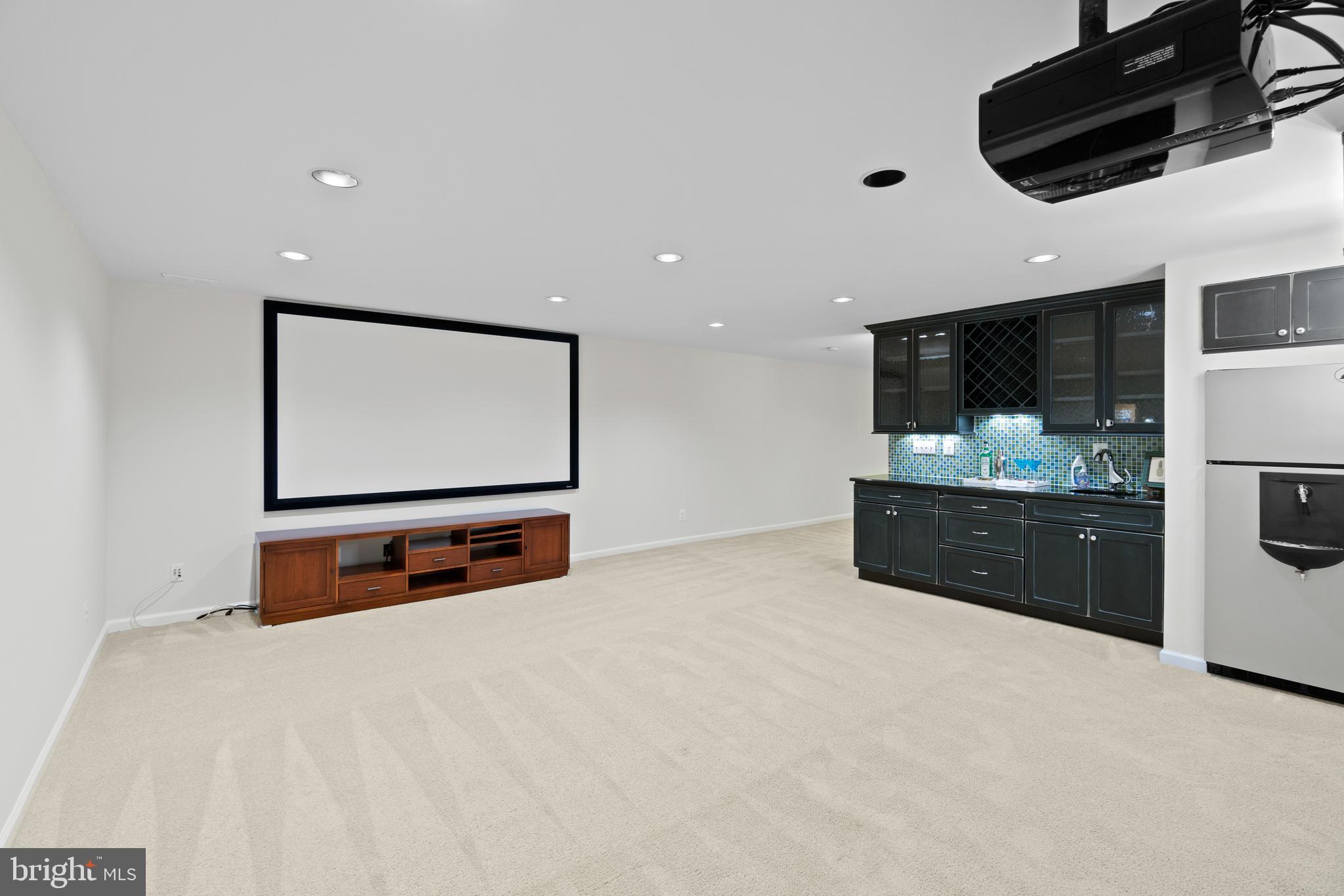 PLEASANT PLAINS - Residential