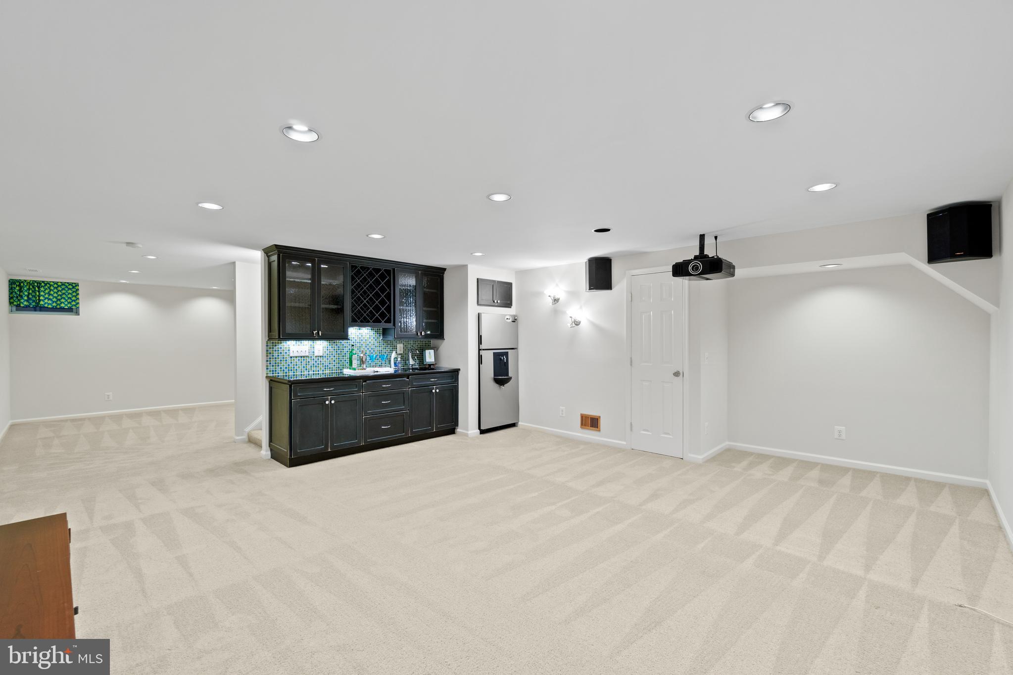 PLEASANT PLAINS - Residential