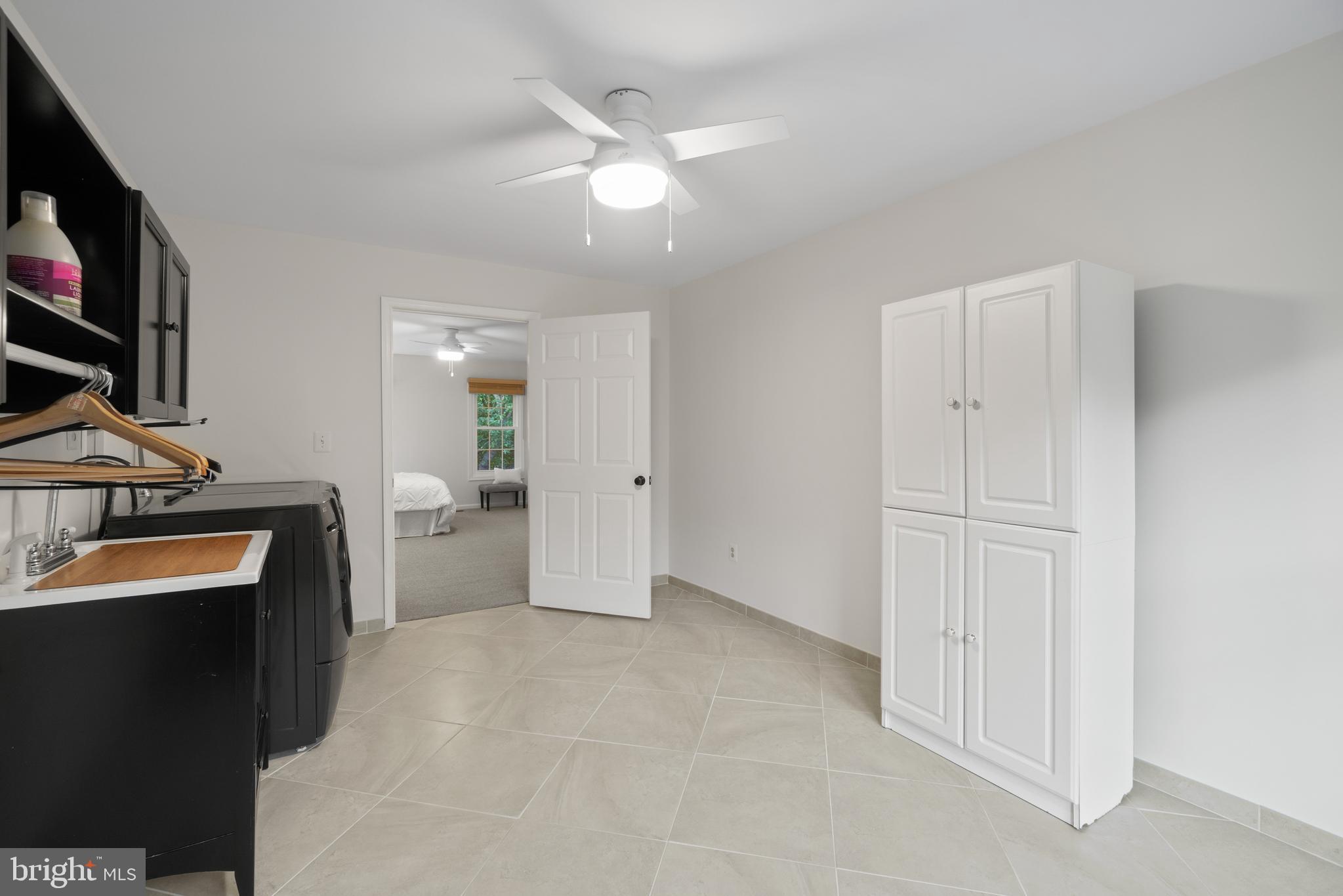 PLEASANT PLAINS - Residential