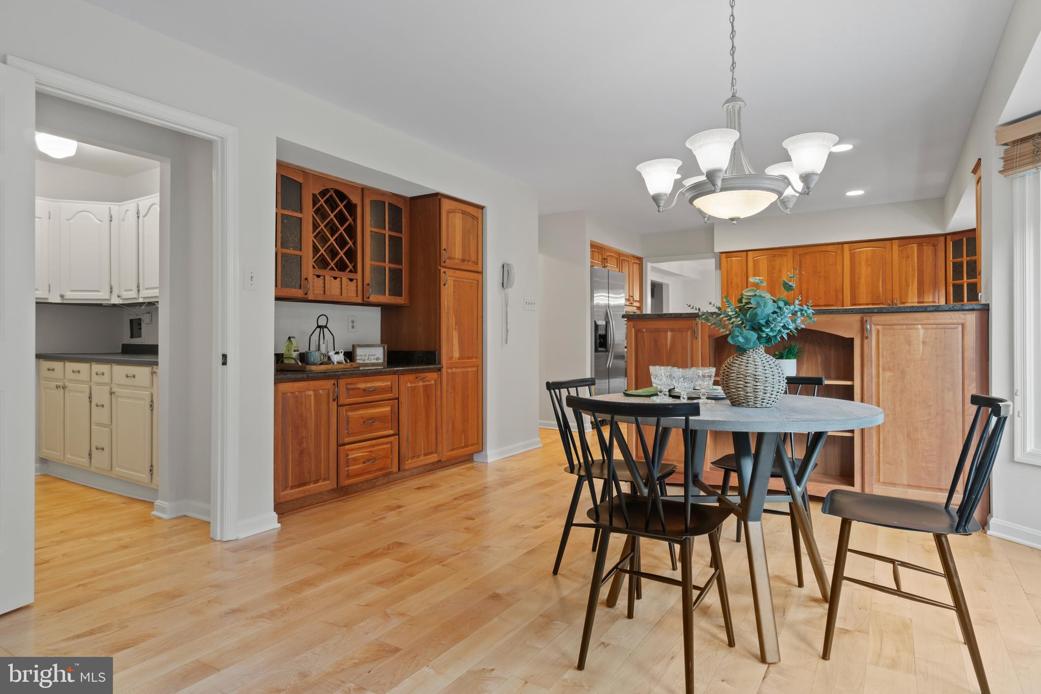 PLEASANT PLAINS - Residential