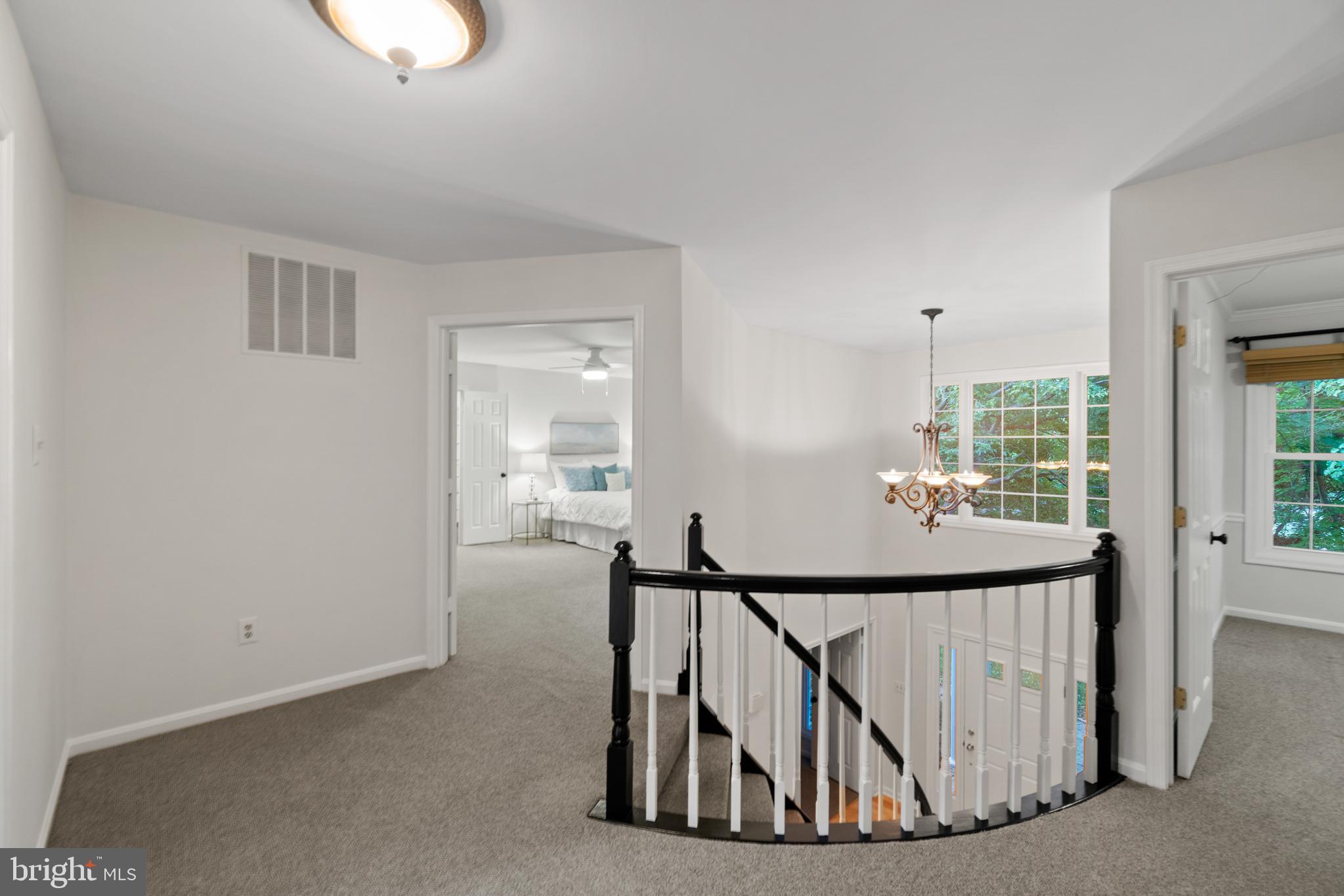 PLEASANT PLAINS - Residential