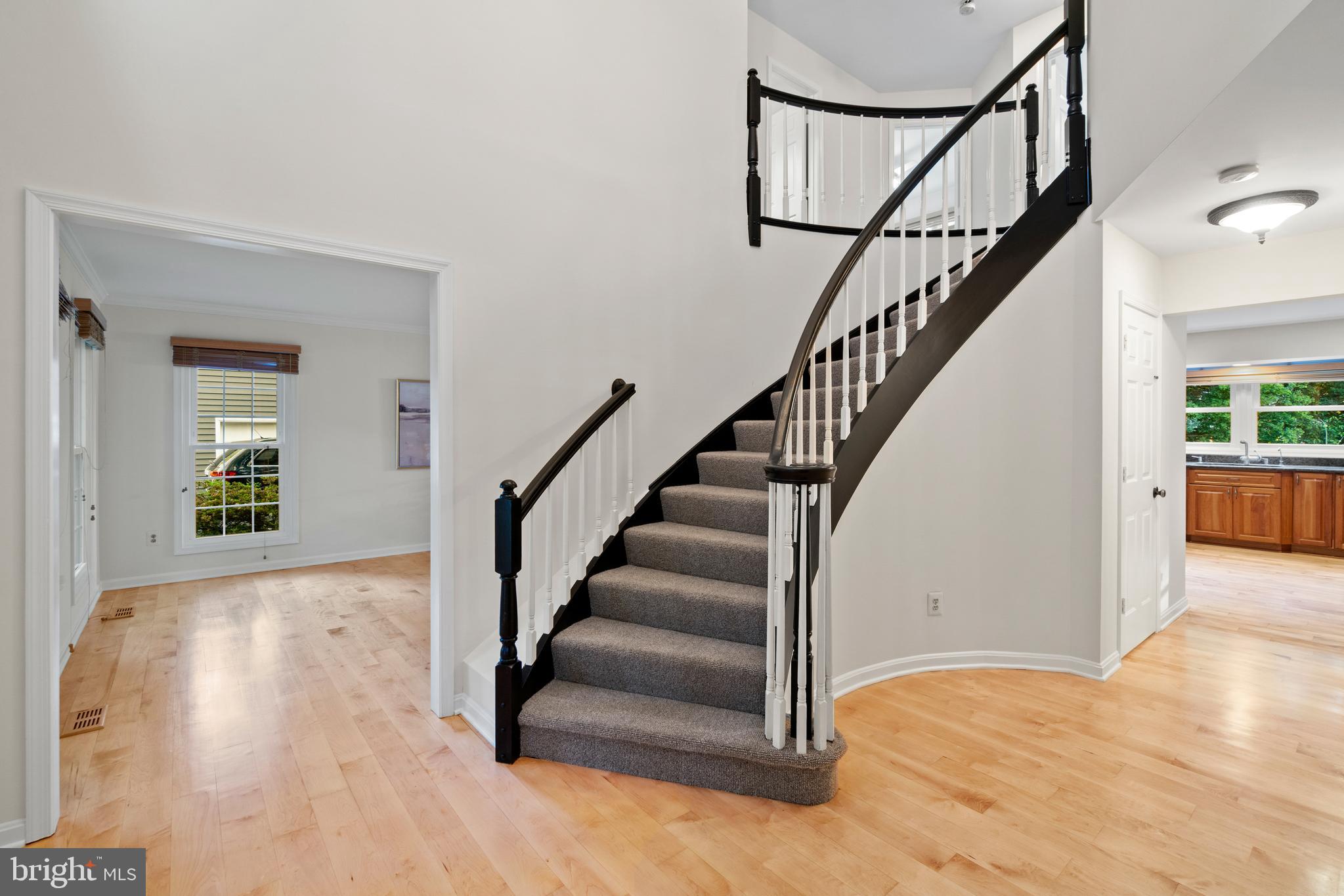 PLEASANT PLAINS - Residential