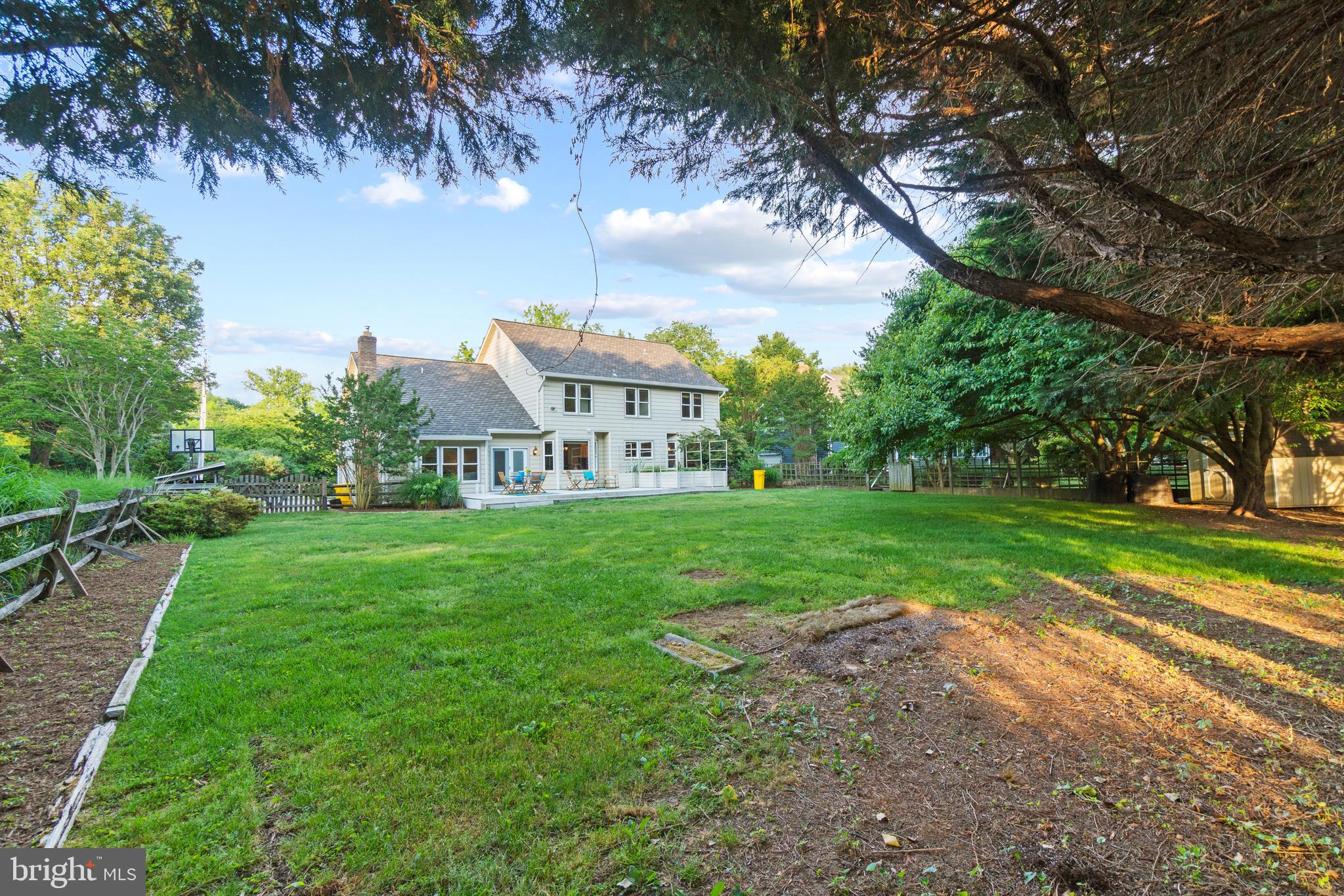 PLEASANT PLAINS - Residential