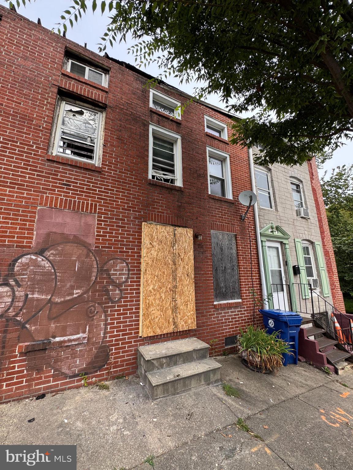 1722 W BALTIMORE STREET