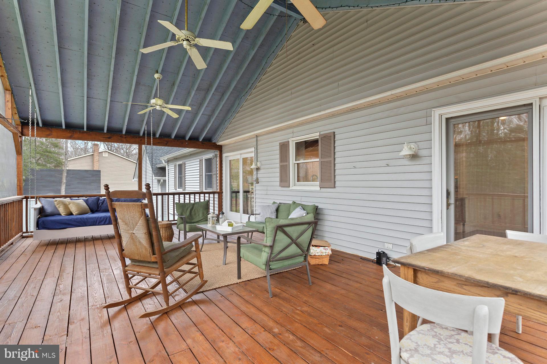 BRETON BAY ESTATES - Residential