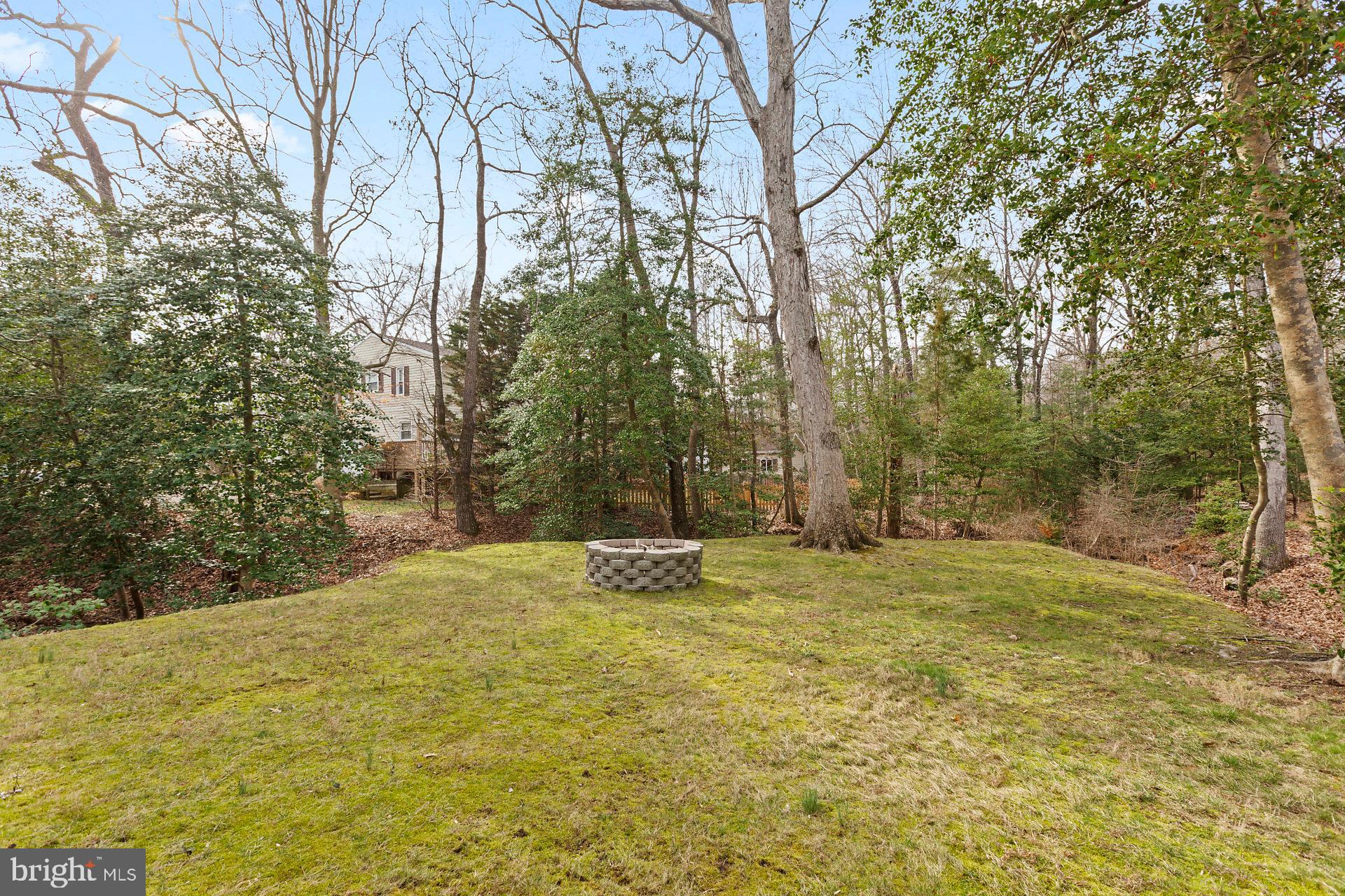 BRETON BAY ESTATES - Residential