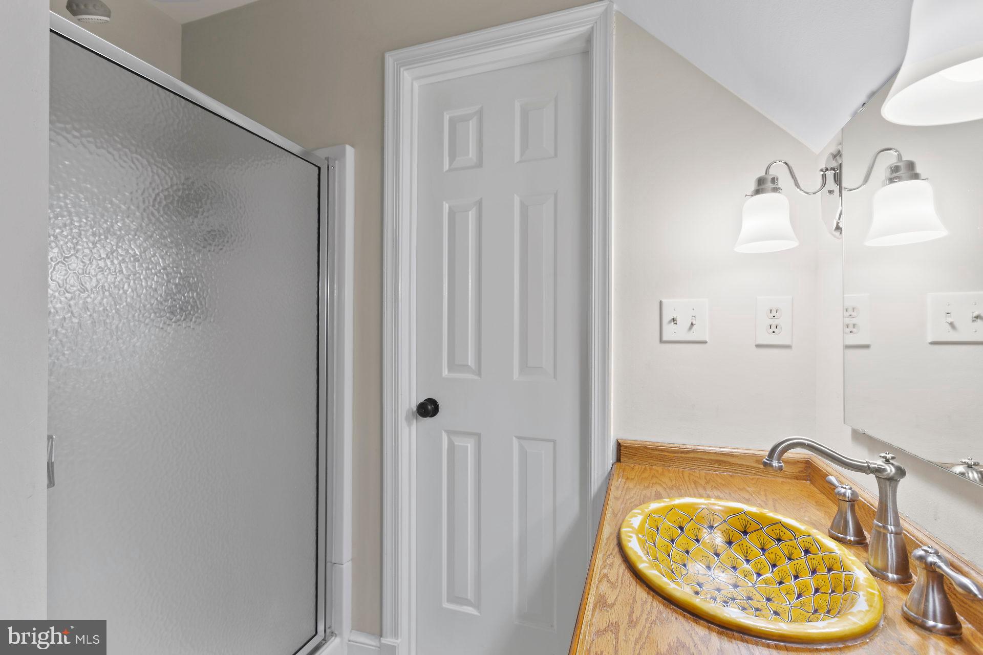 BRETON BAY ESTATES - Residential