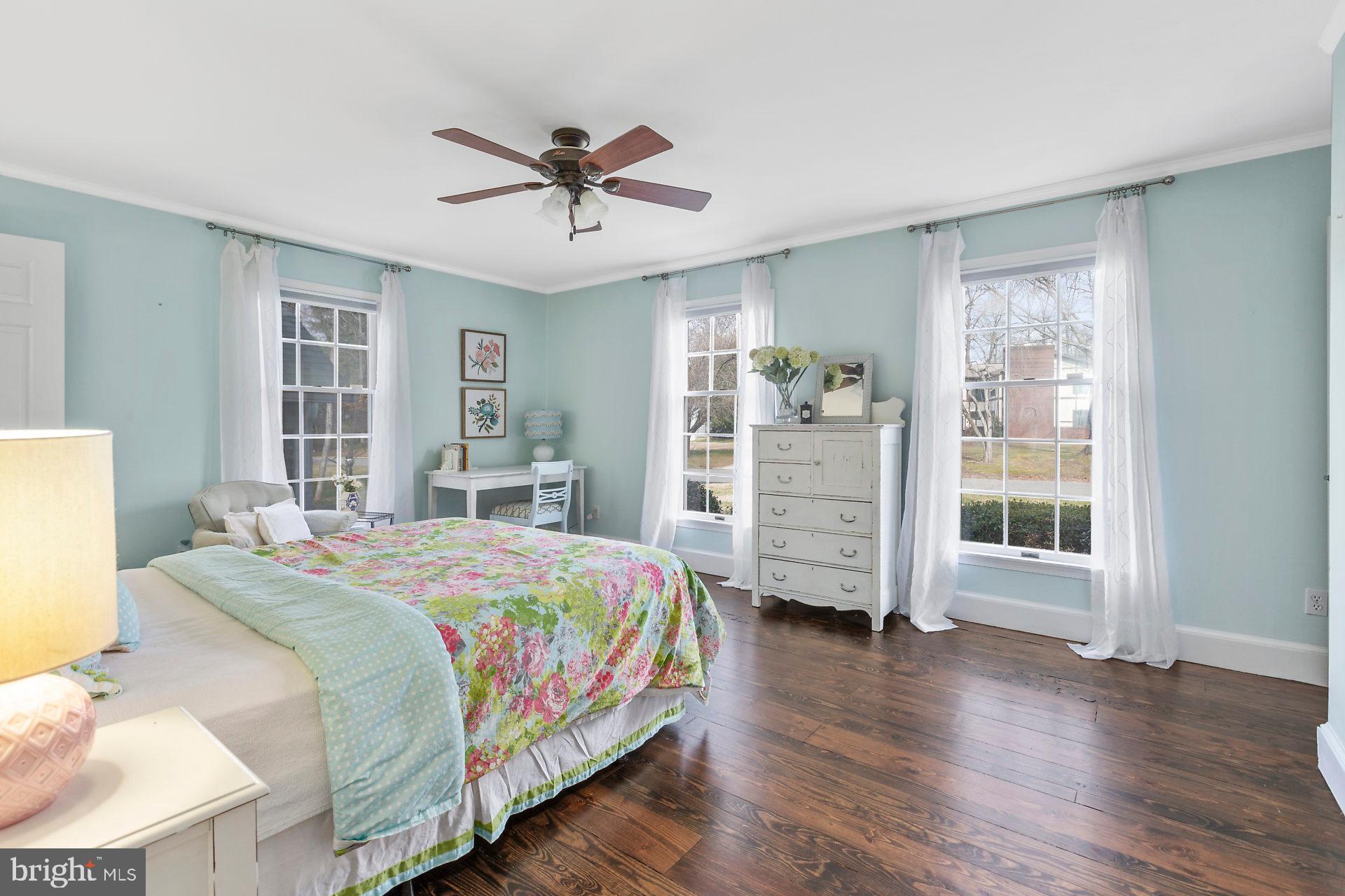 BRETON BAY ESTATES - Residential