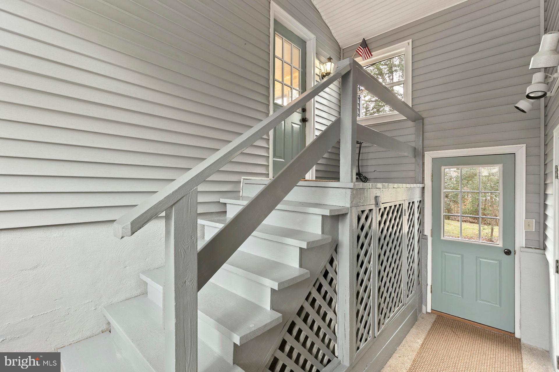 BRETON BAY ESTATES - Residential