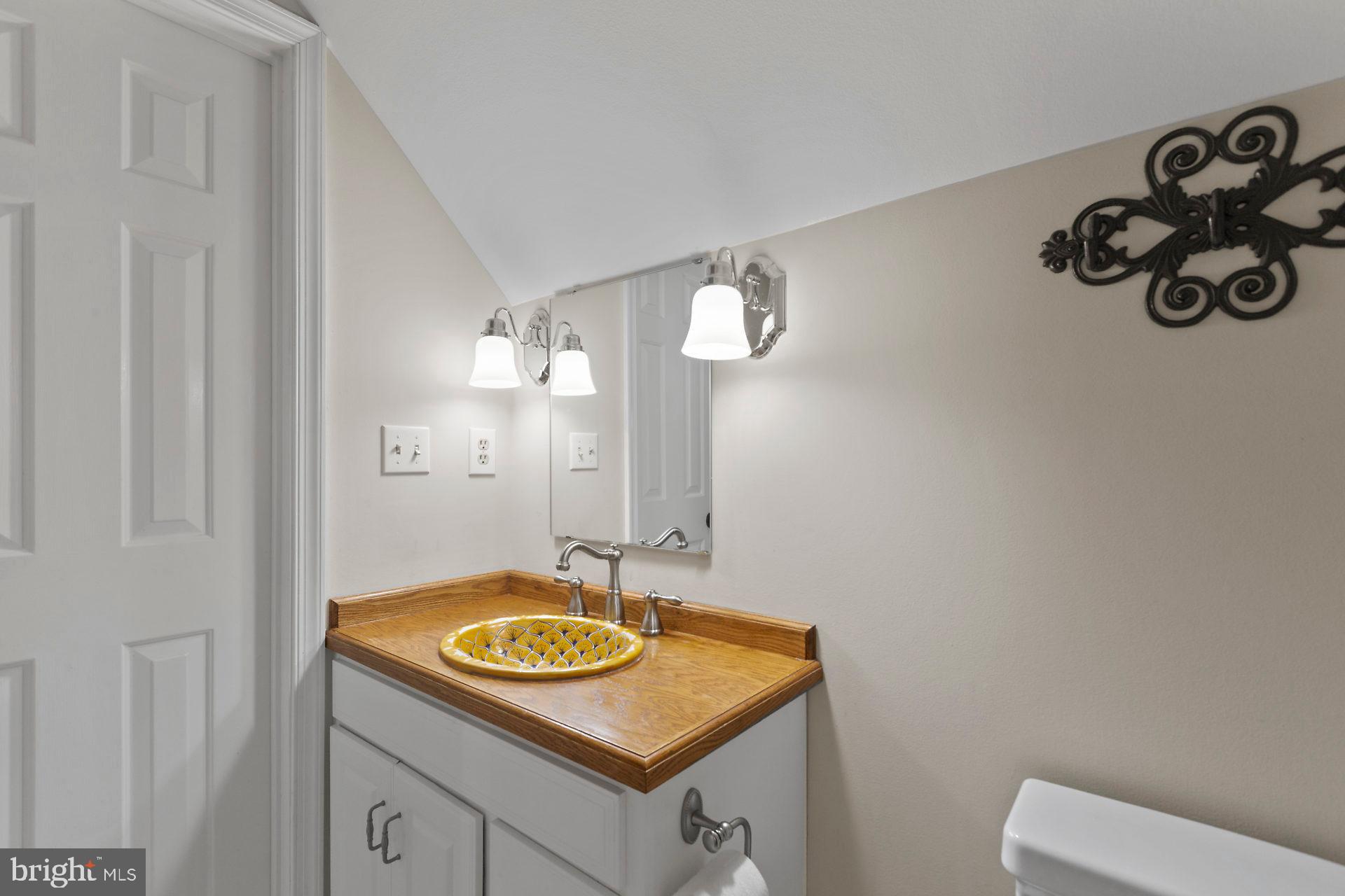 BRETON BAY ESTATES - Residential