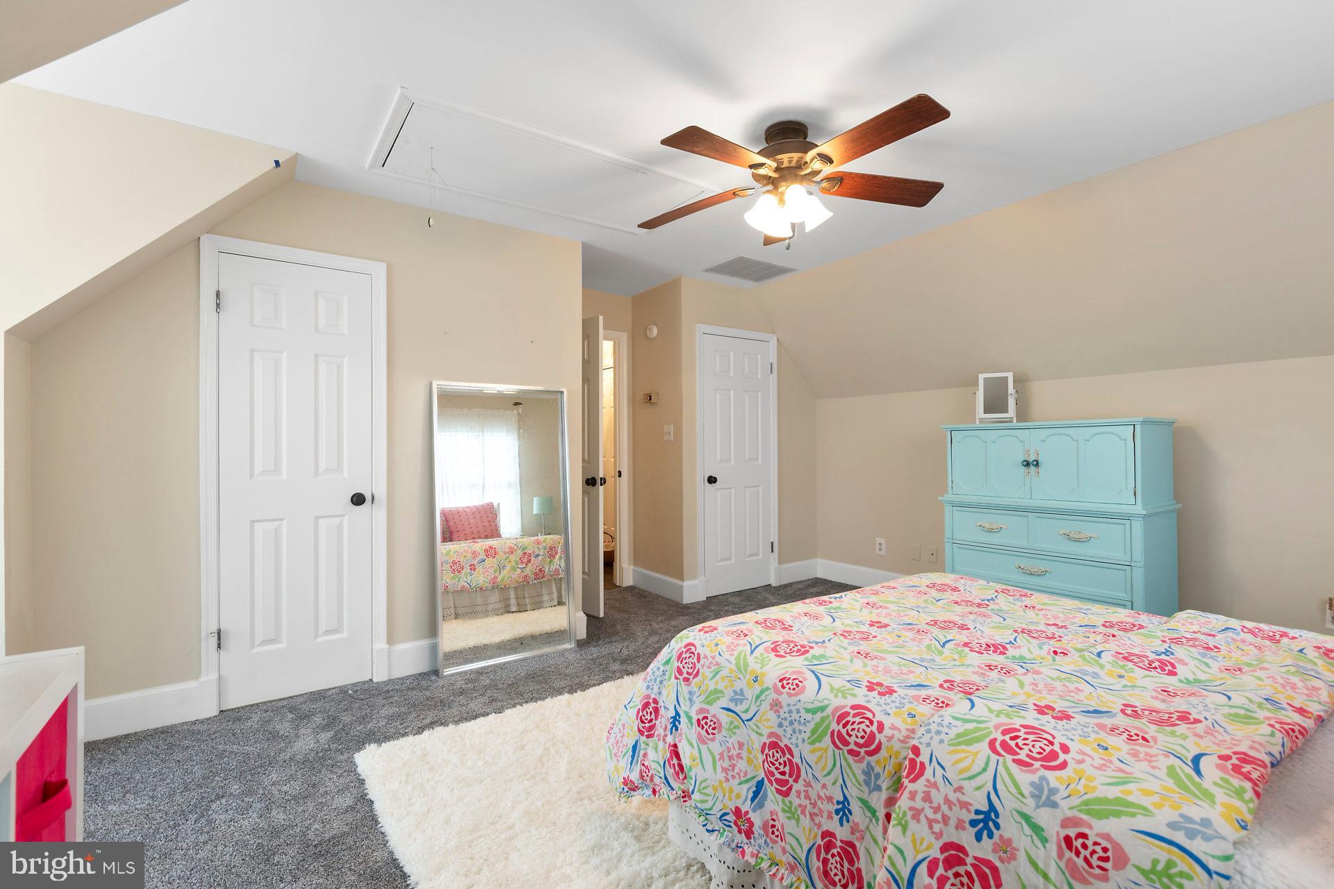 BRETON BAY ESTATES - Residential