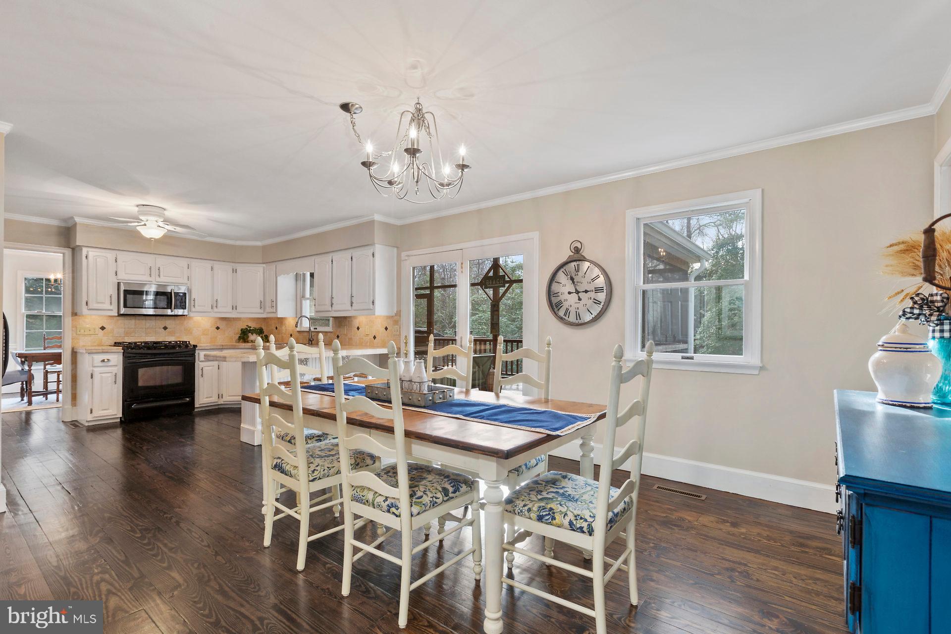 BRETON BAY ESTATES - Residential