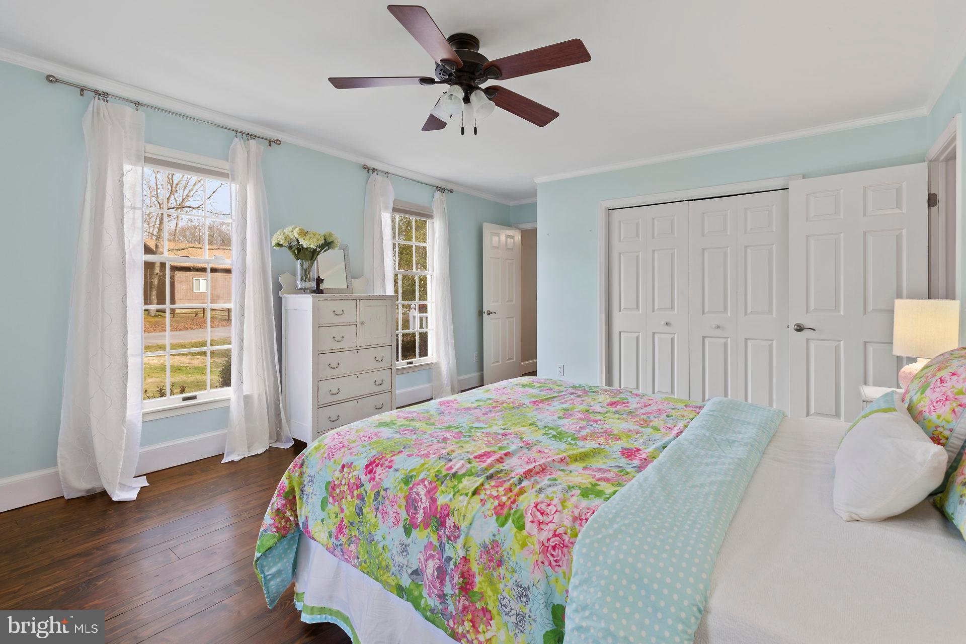 BRETON BAY ESTATES - Residential