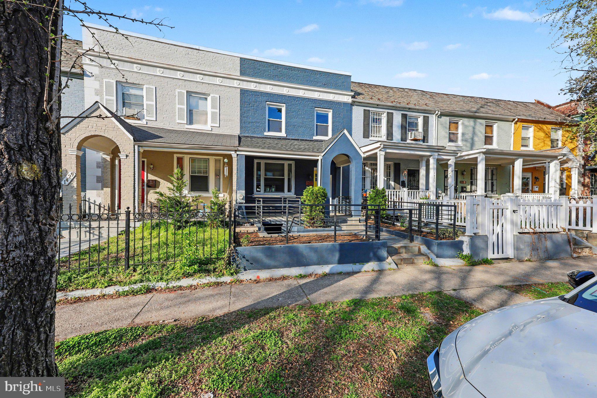 1427 PARKWOOD PLACE NW