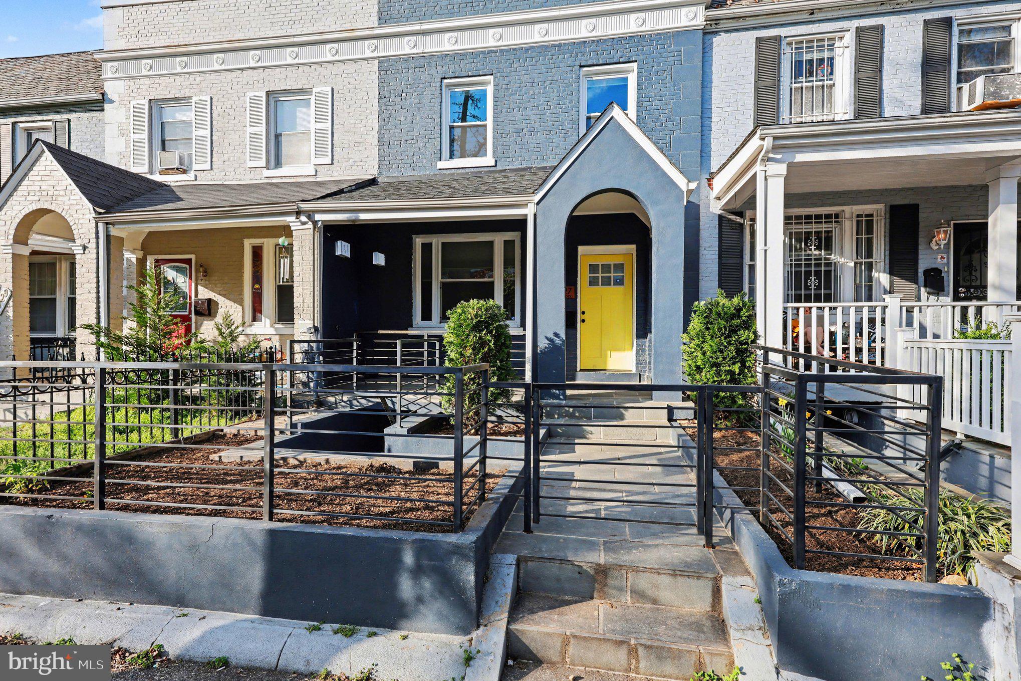 1427 PARKWOOD PLACE NW