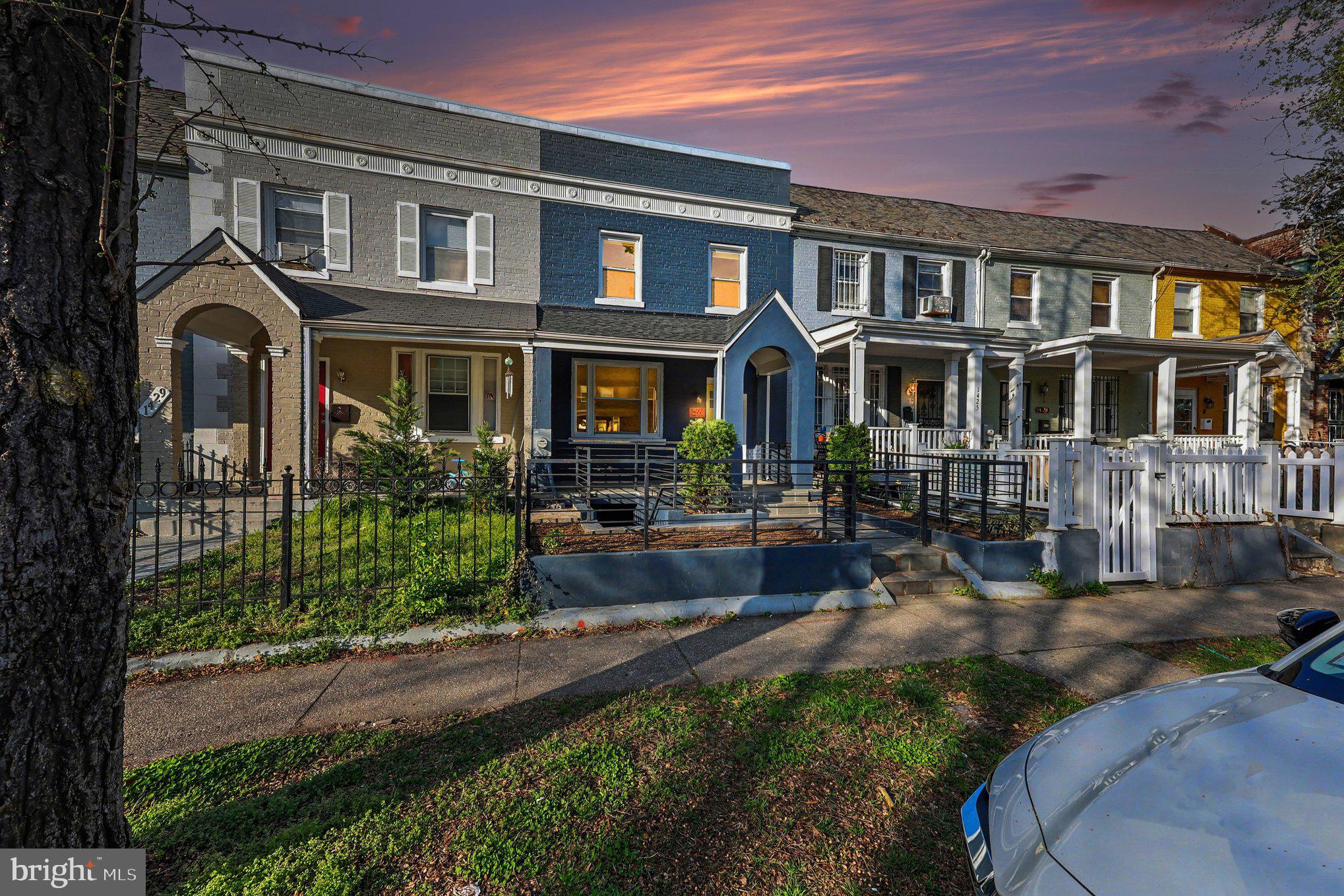 1427 PARKWOOD PLACE NW