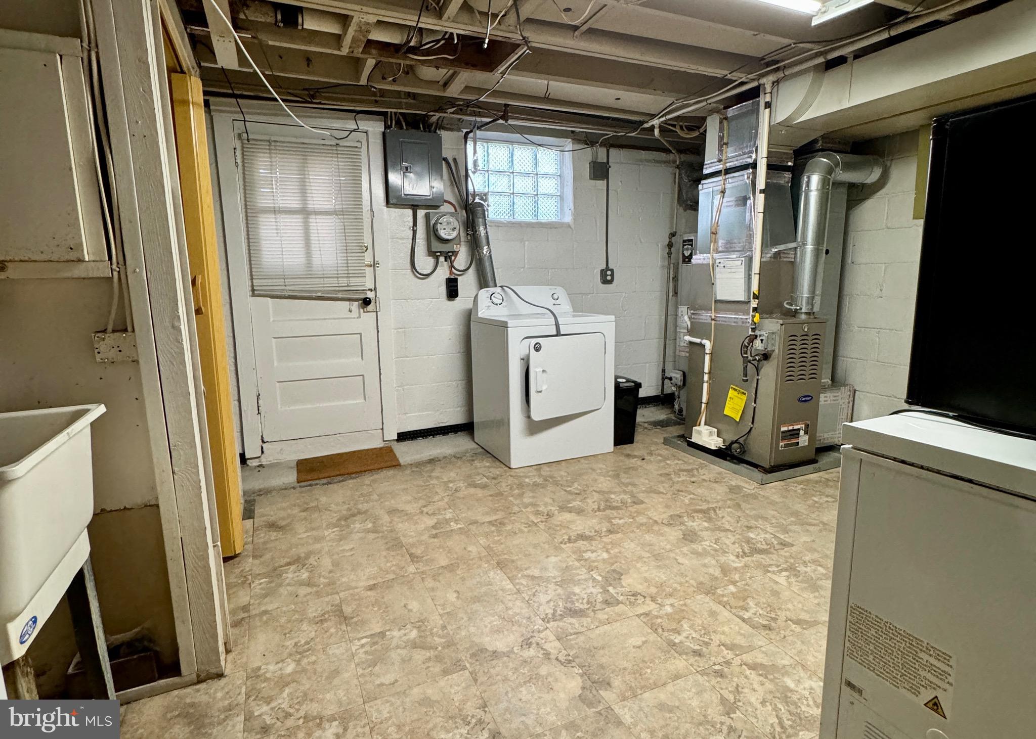 MIDDLESEX - Residential Lease