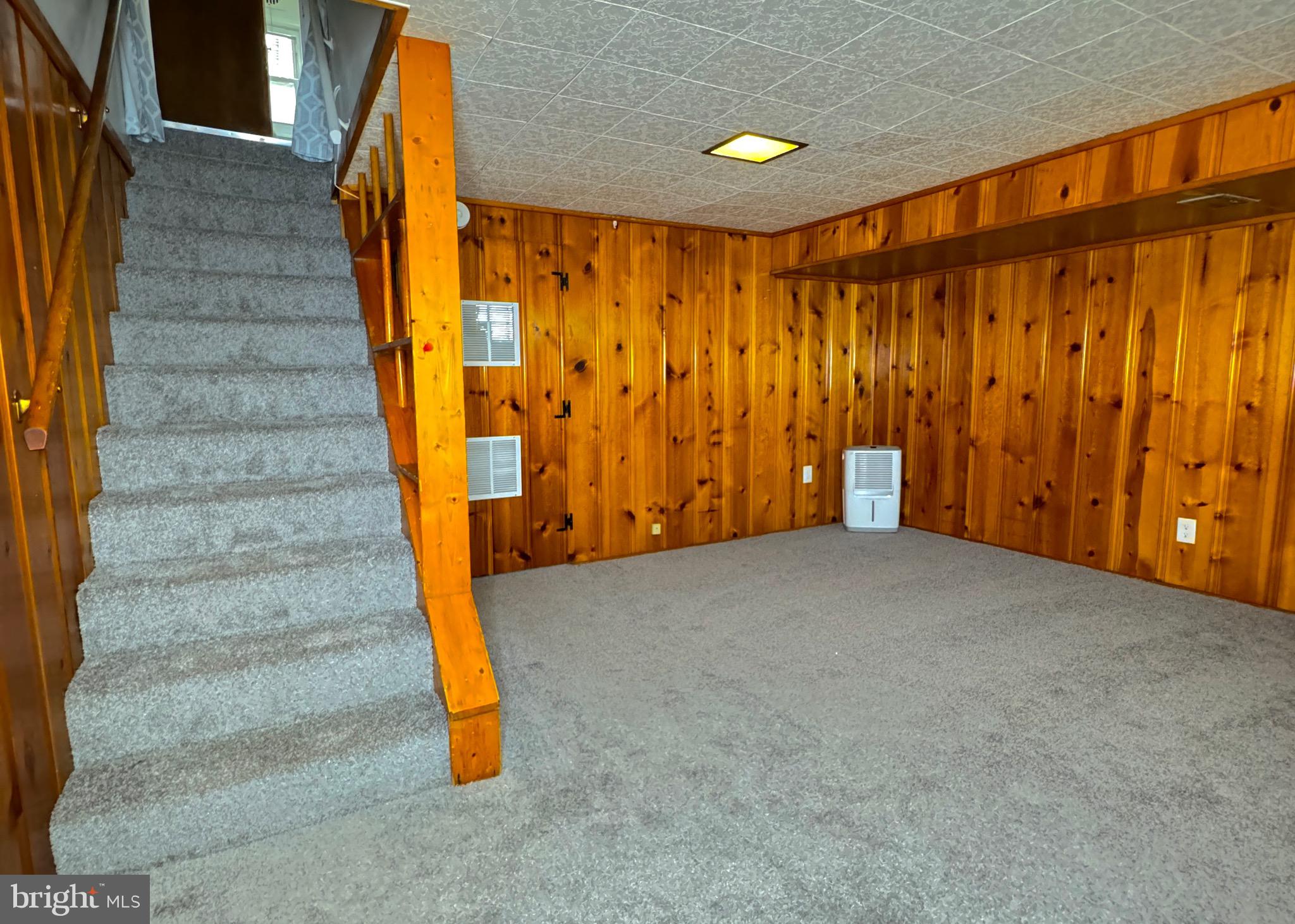 MIDDLESEX - Residential Lease