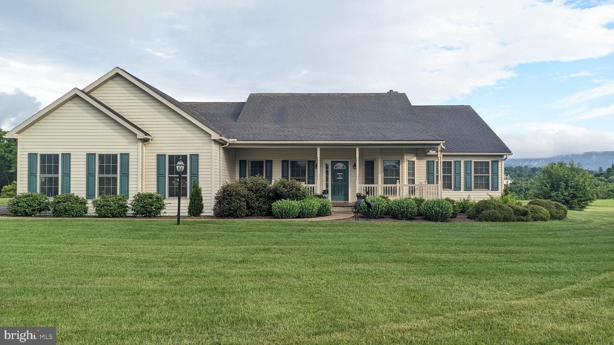 NEFF COUNTRY ESTATES - Residential