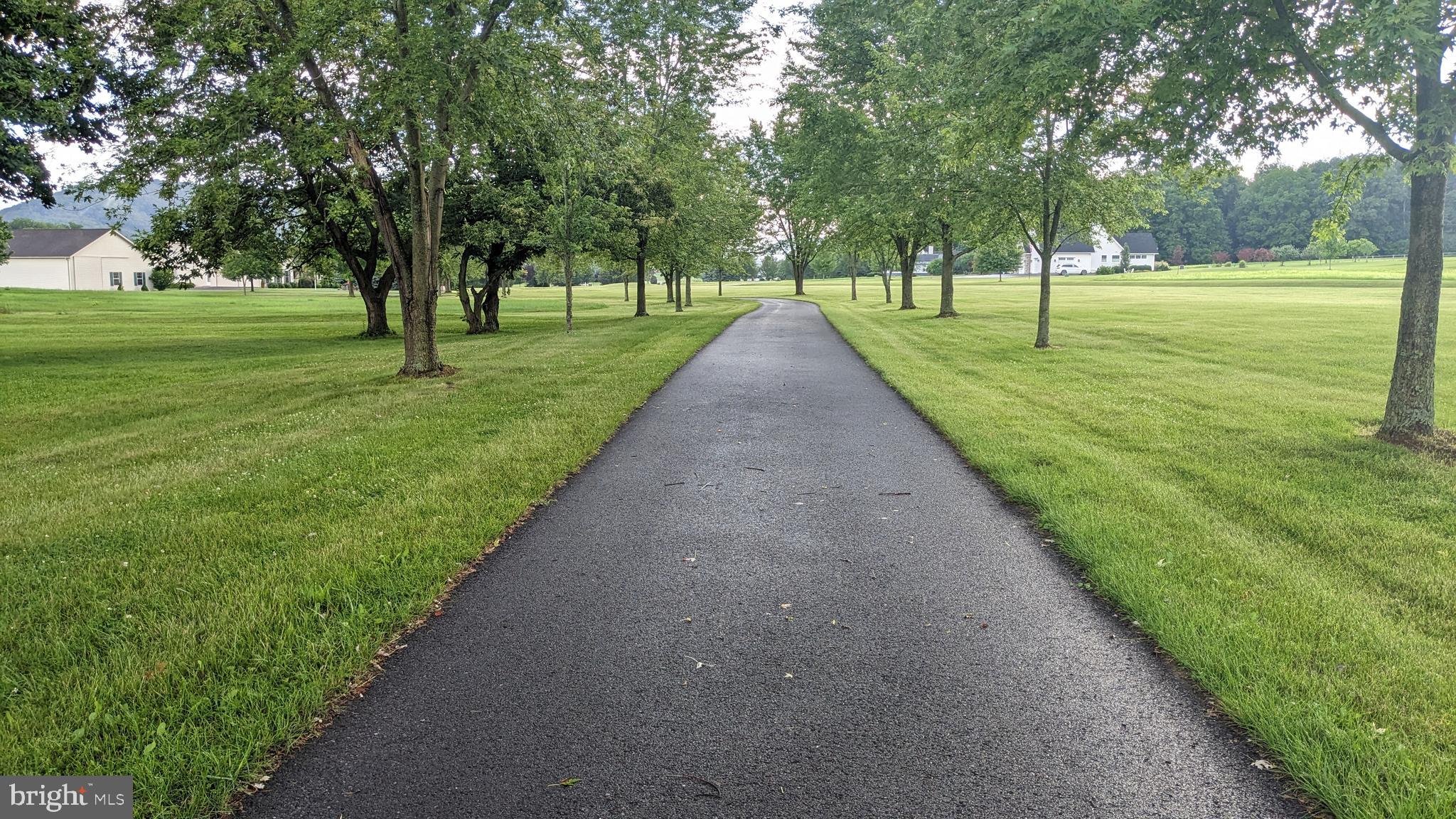 NEFF COUNTRY ESTATES - Residential